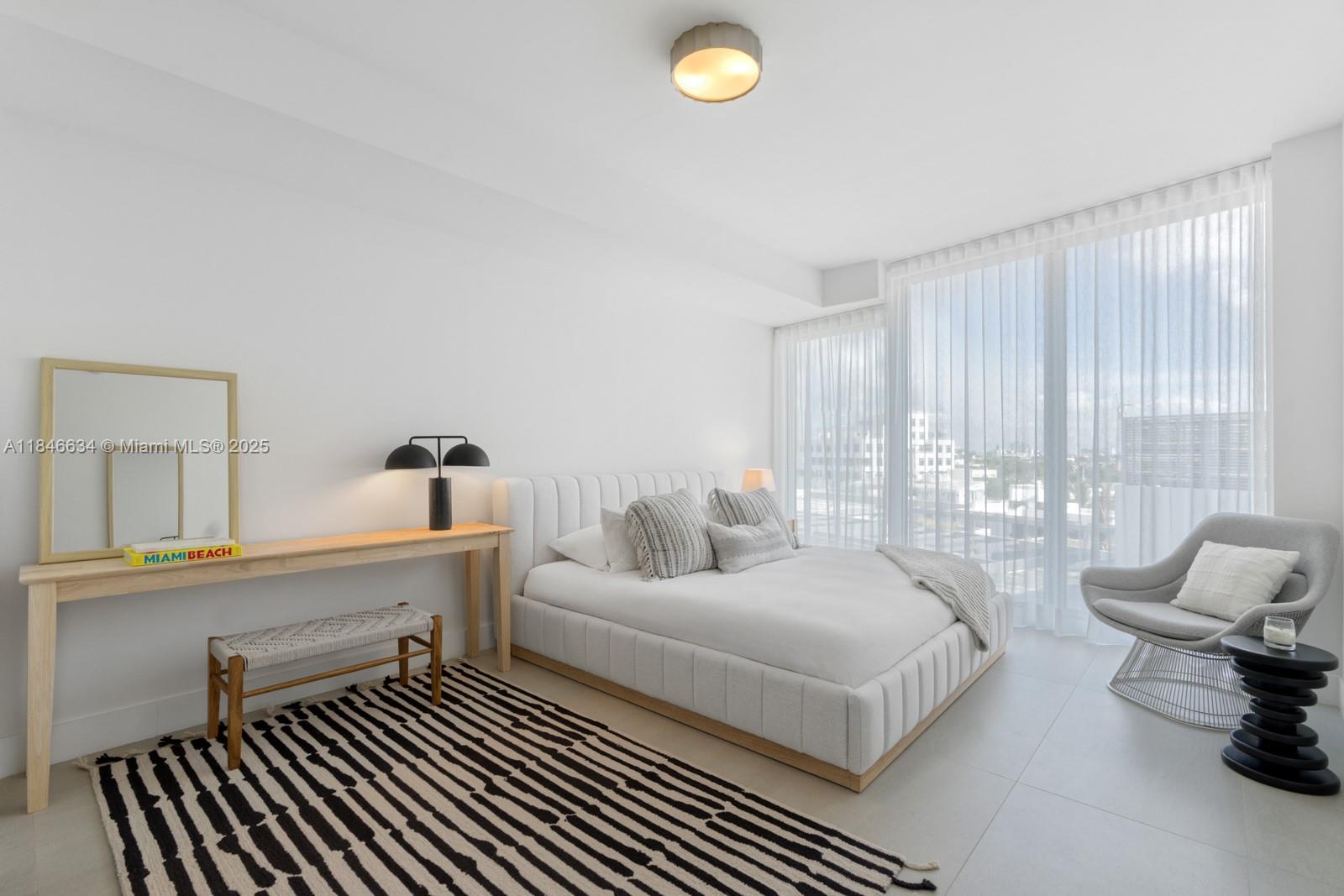 ONE OCEAN CONDO - Residential