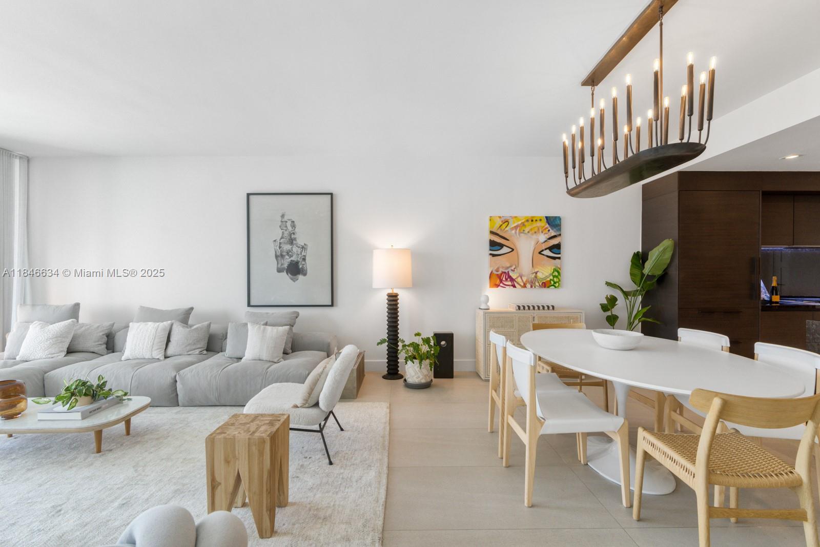 1 Collins Ave 605