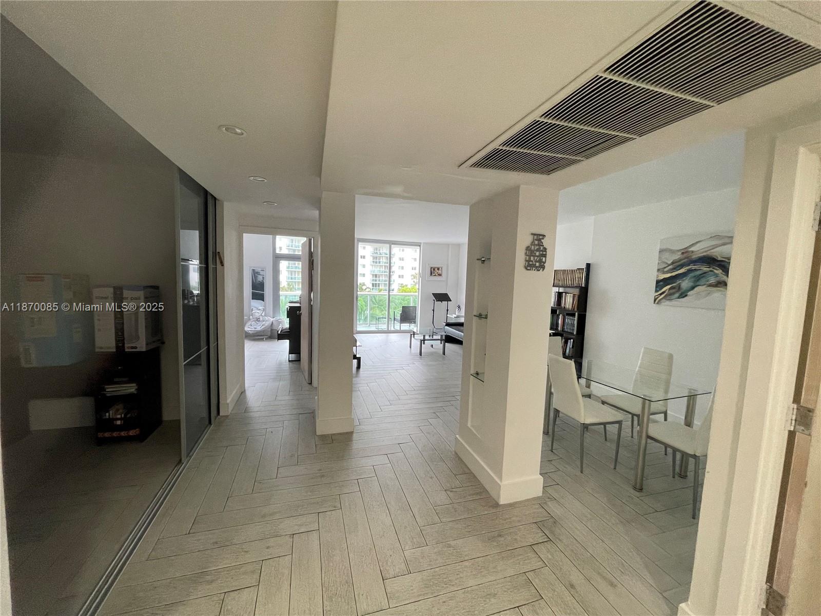 EasyNvest Group proud to present this remodeled 1 bedroom 1 bathroom + den, across the street from the Ocean. This unit was completely remodeled to a very unique layout, the only one in the community. Granit counter tops, LED lighting throughout, modern bathroom, open and extra spacious kitchen, this unit has a unique feel to it.