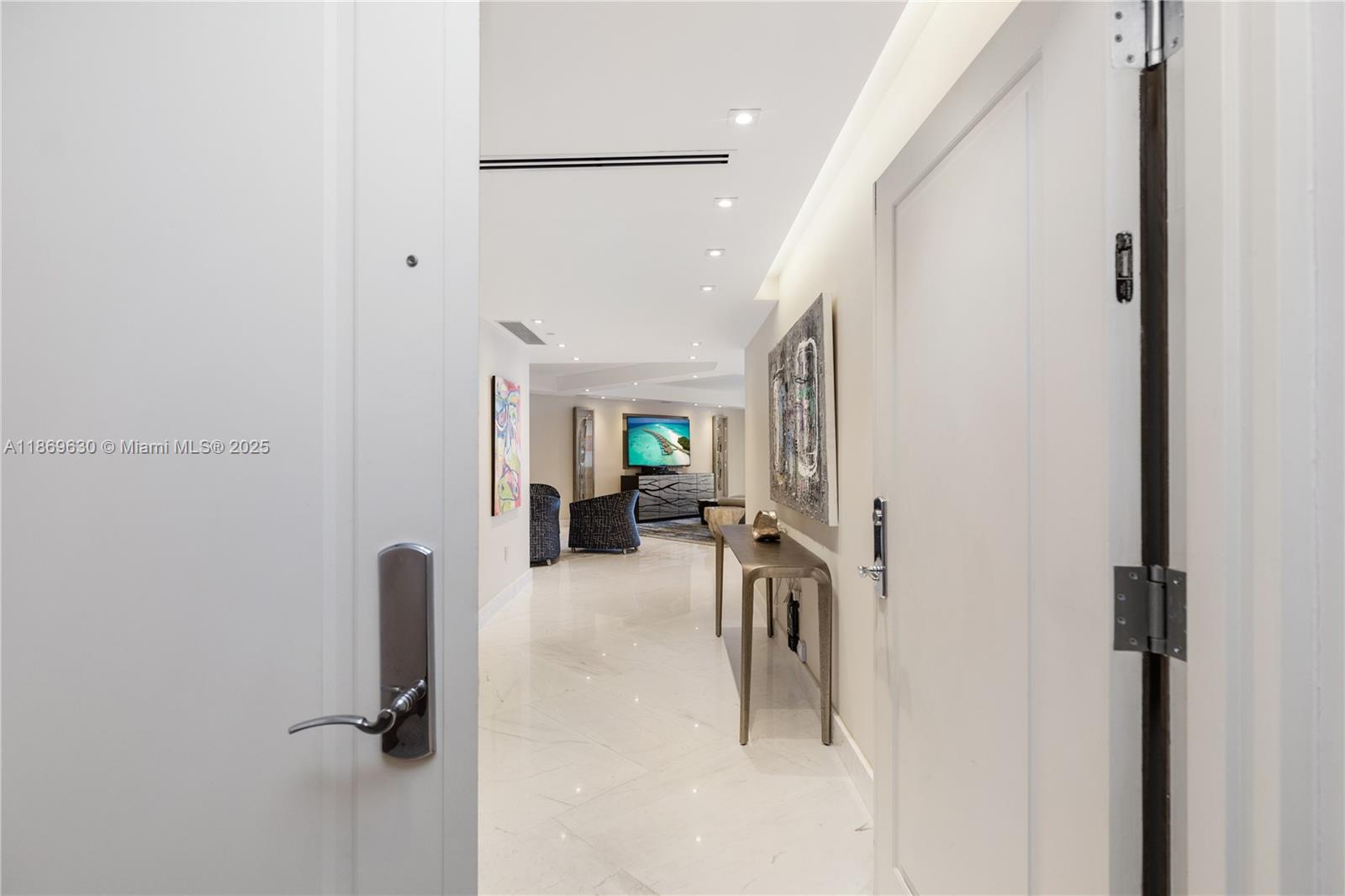 Remodeled 2/2 baths unit in one of Brickell’s top tier buildings. Double door entrance foyer leads into this designer gem with gleaming Carrara marble floors throughout, impact windows, Italian chef’s kitchen by Binova, with separate refrigerator and freezer and breakfast area with lovely views of Biscayne Bay. In unit laundry and custom doors to every room. Luxuriously appointed marble bathrooms, custom walk-in closet in master bedroom with a spectacular Brickell view.
Villa Regina is a full service condominium with valet, 24 hour security & concierge. Icon of Brickell skyline, Villa Regina has 43 slip marina, bay side pool, barbecues, & state of the art gym, children's playroom, convenience store & party rooms for private events. Includes 2 parking spaces on P2
257 & 259.
