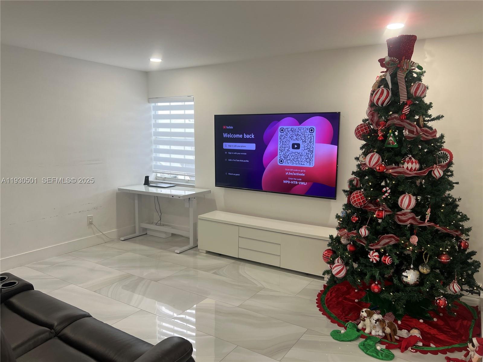 WESTWIND LAKES SEC 6 - Residential