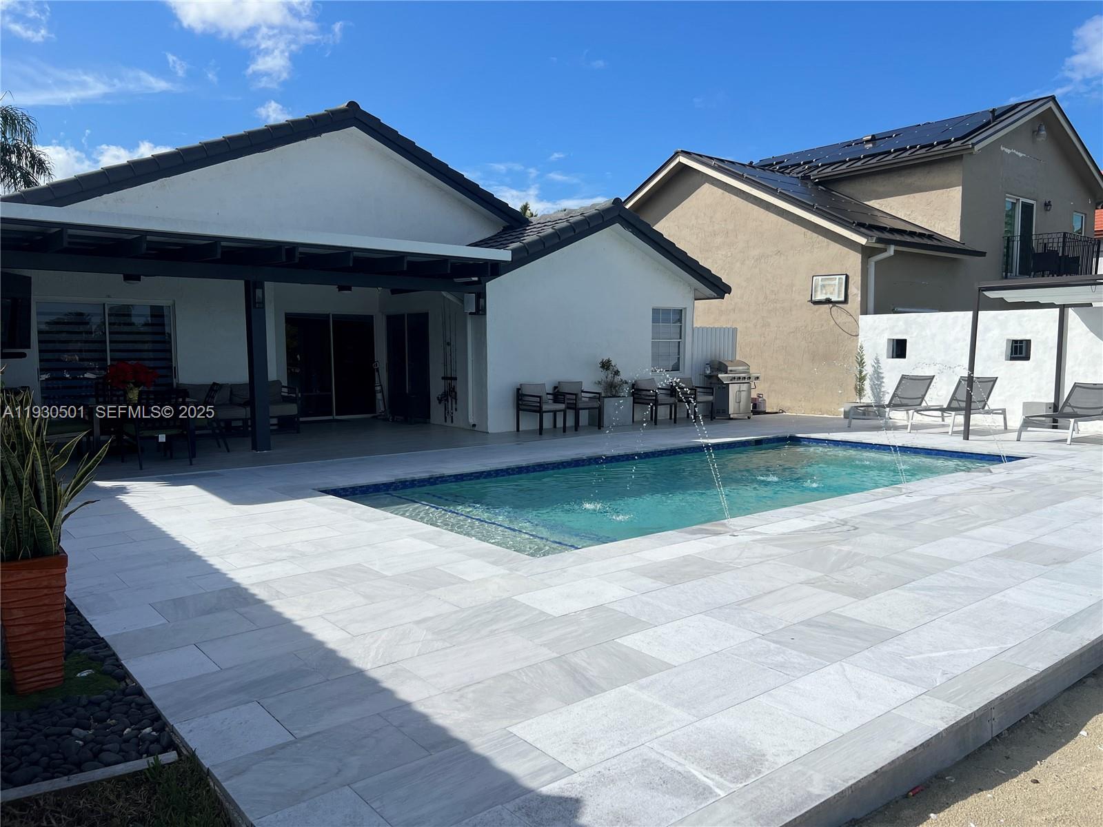 View photos, virtual tours, details... 6101 SW 153rd Ct Rd