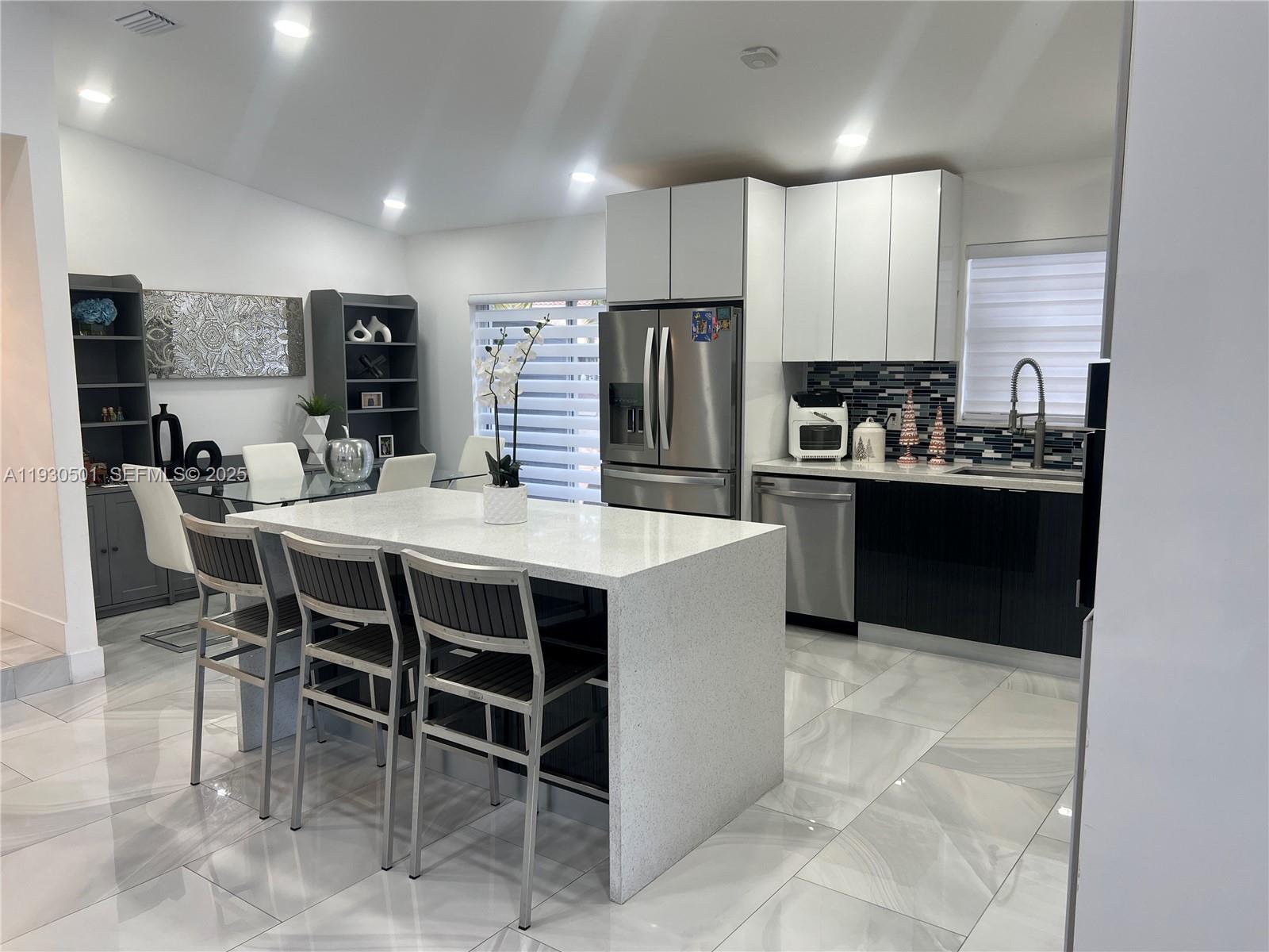 WESTWIND LAKES SEC 6 - Residential