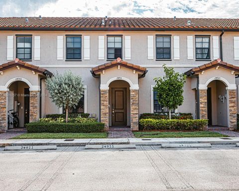 Townhouse in Homestead FL 24911 114th Ct Ct.jpg