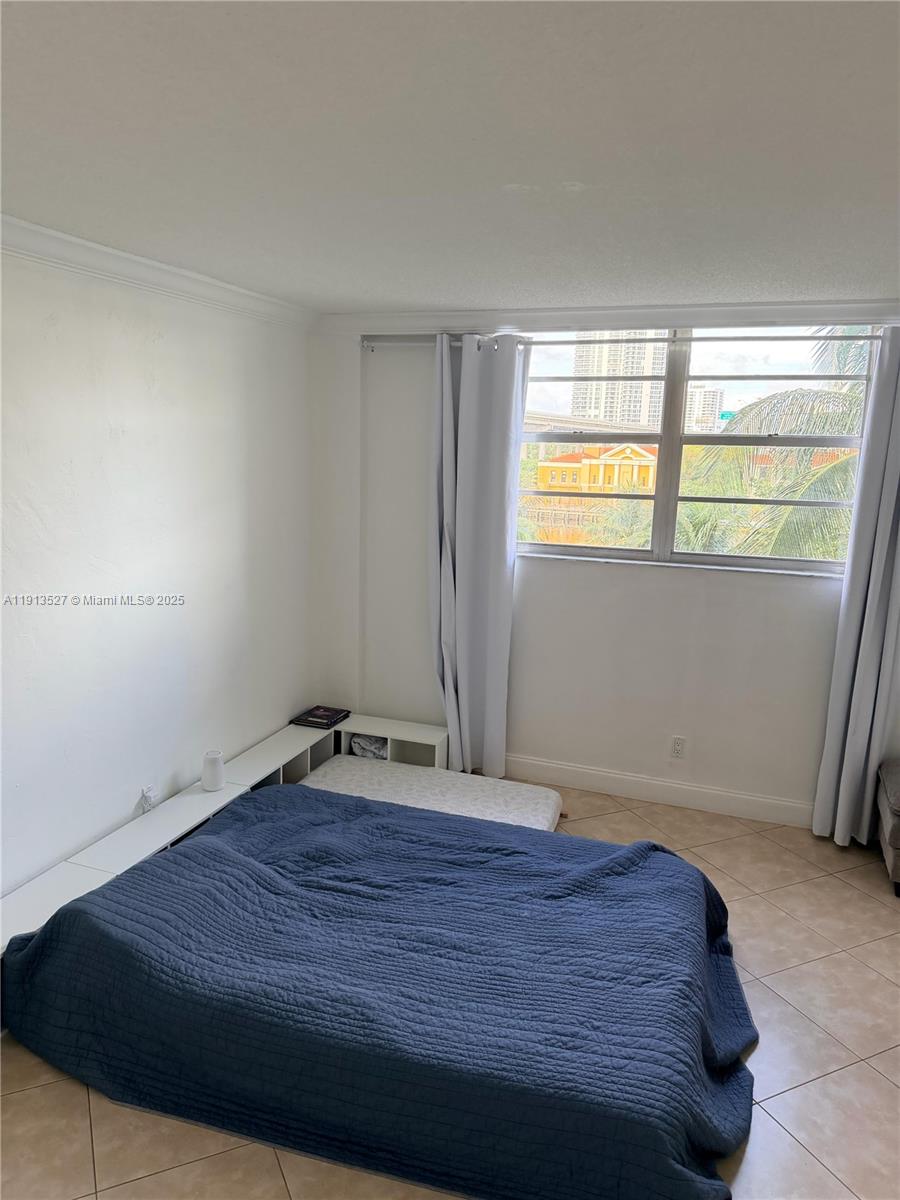 OCEANVIEW BUILDING B COND - Residential