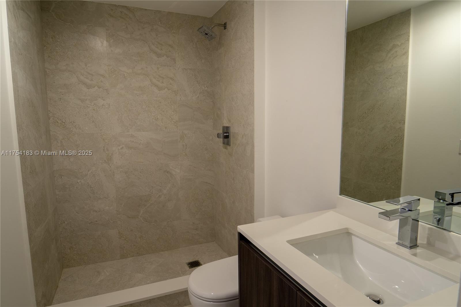 ARIA ON THE BAY CONDO - Residential