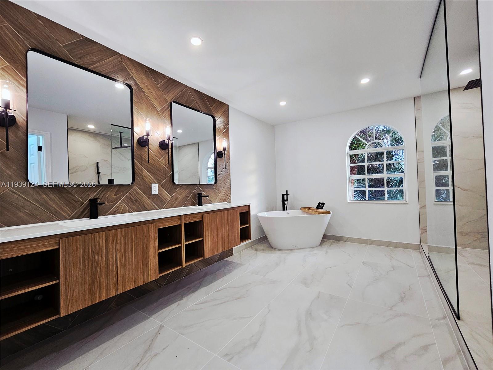 GROVE PLACE - Residential