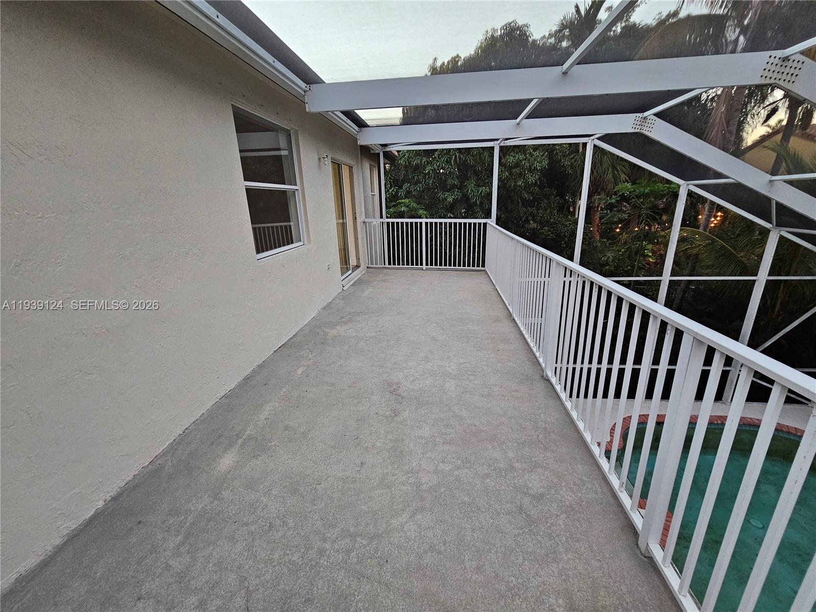 GROVE PLACE - Residential