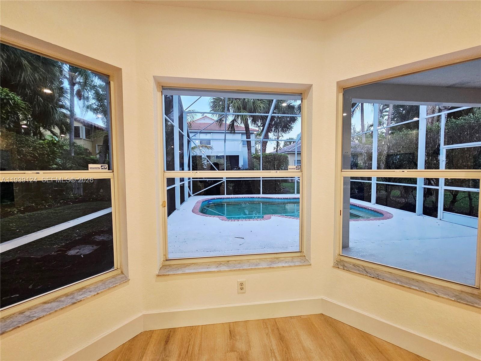 GROVE PLACE - Residential