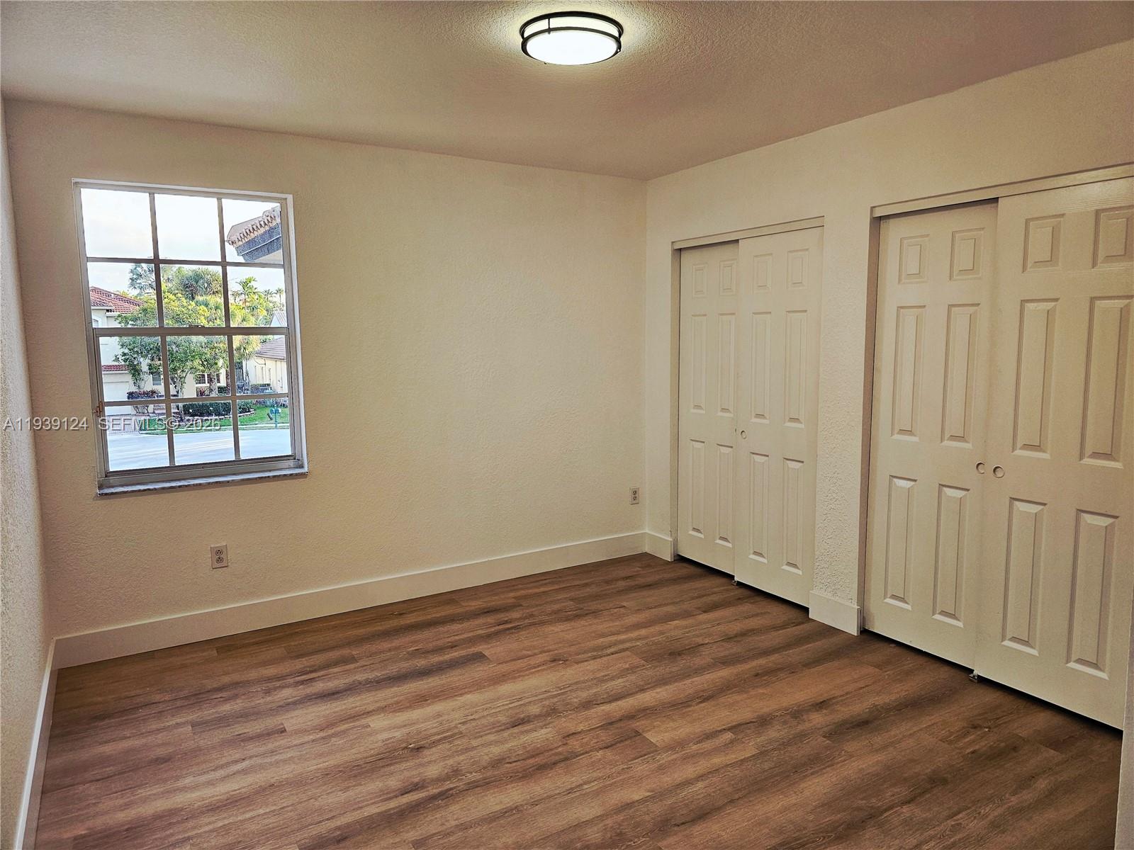 GROVE PLACE - Residential