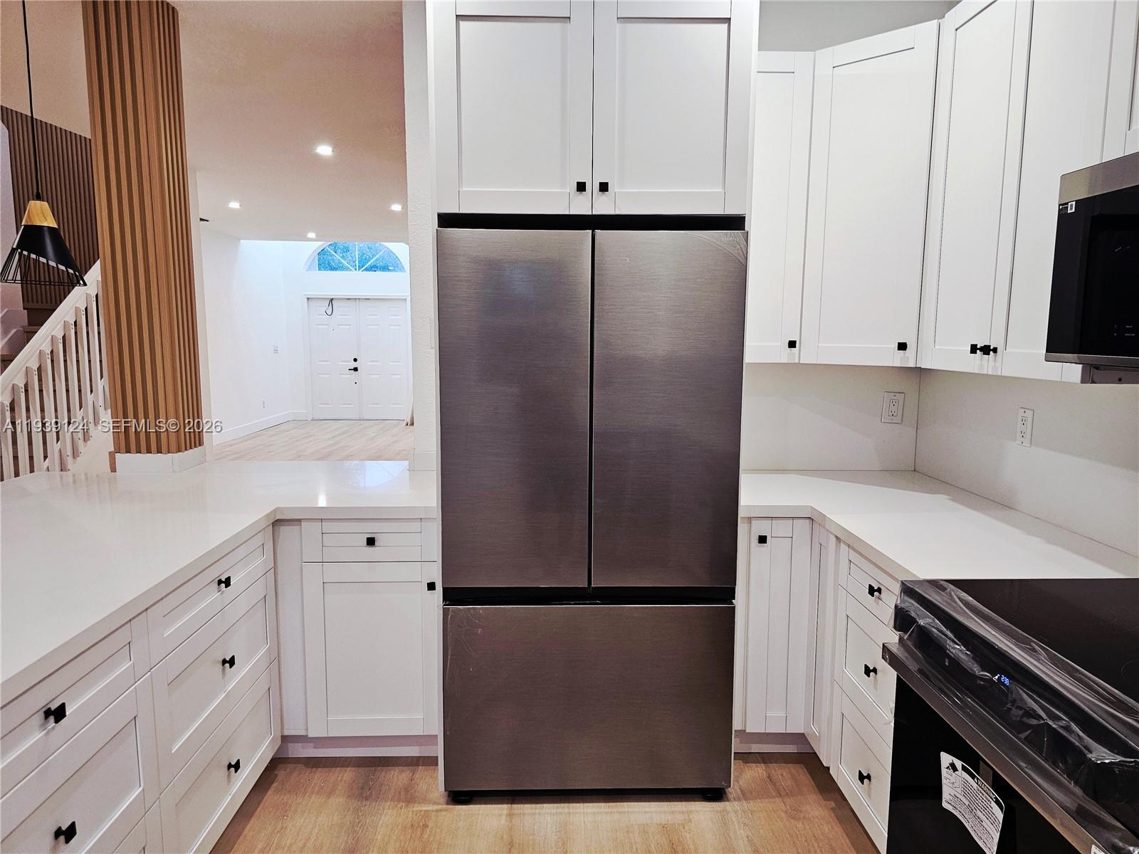 GROVE PLACE - Residential