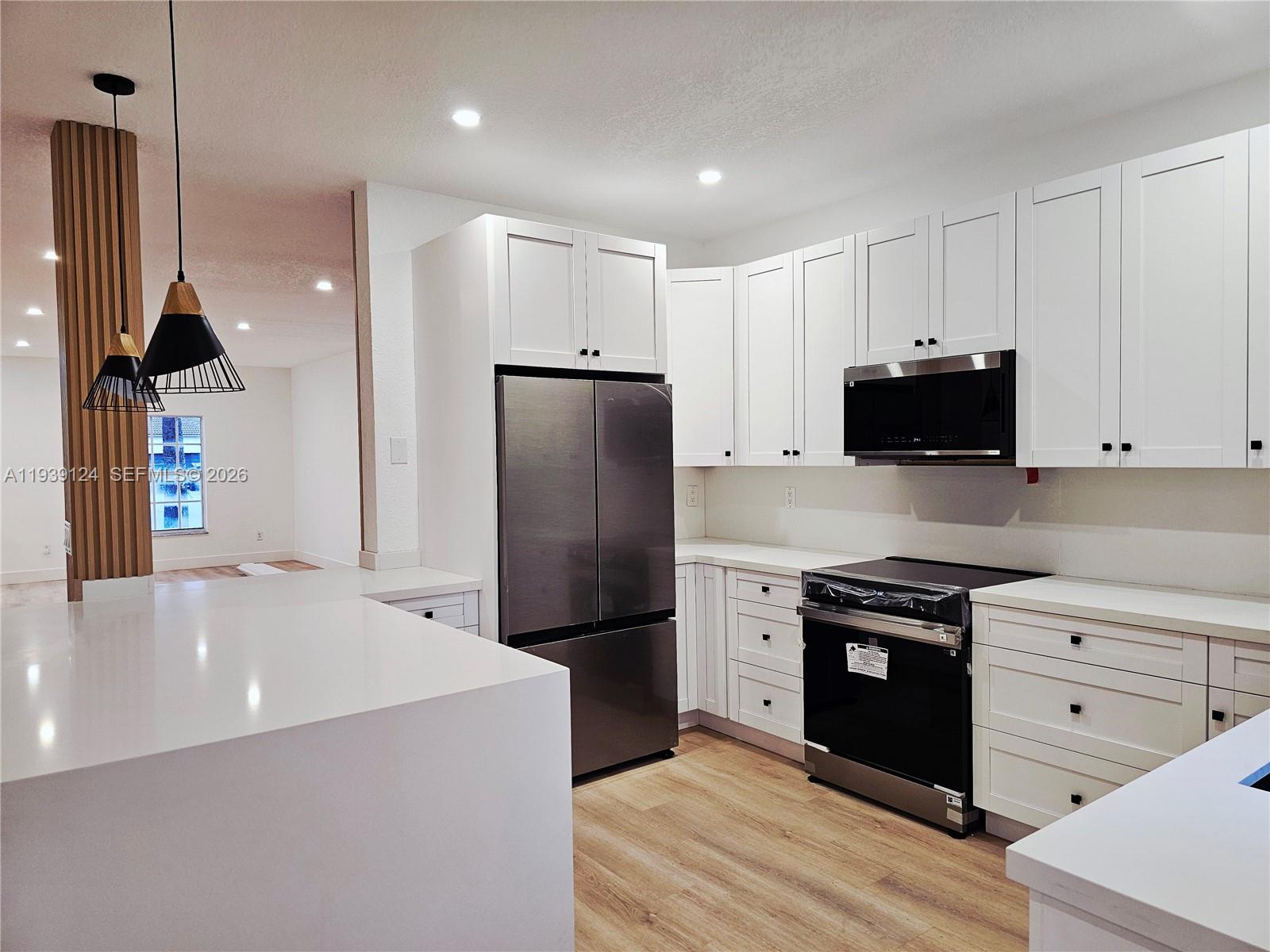 GROVE PLACE - Residential