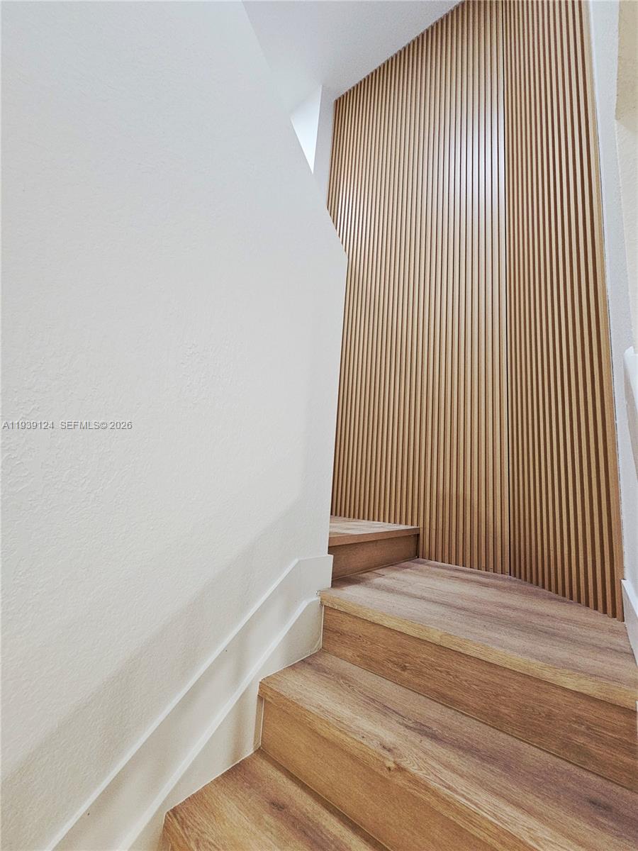 GROVE PLACE - Residential