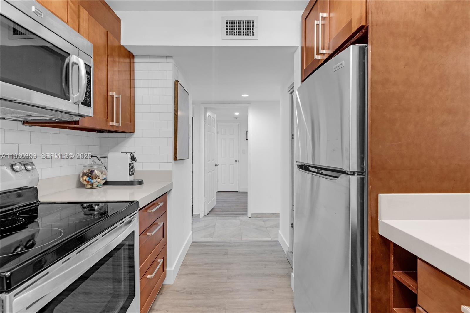 THE SURF CONDO - Residential