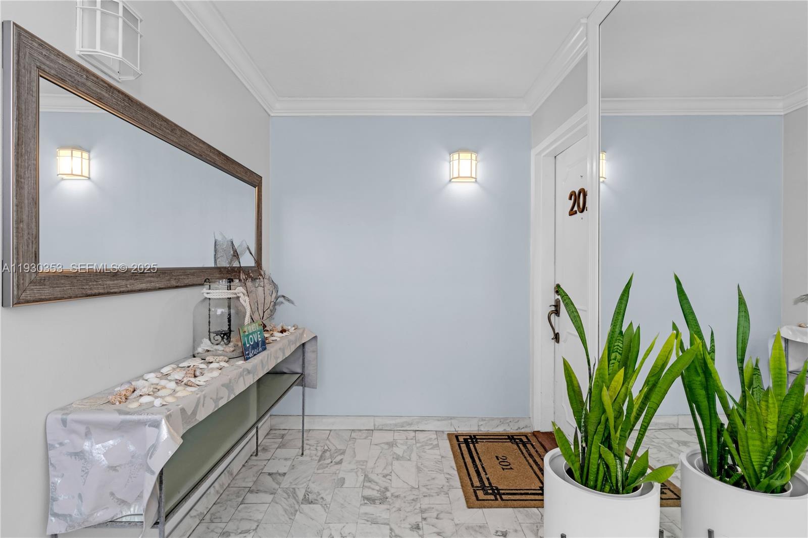 THE SURF CONDO - Residential