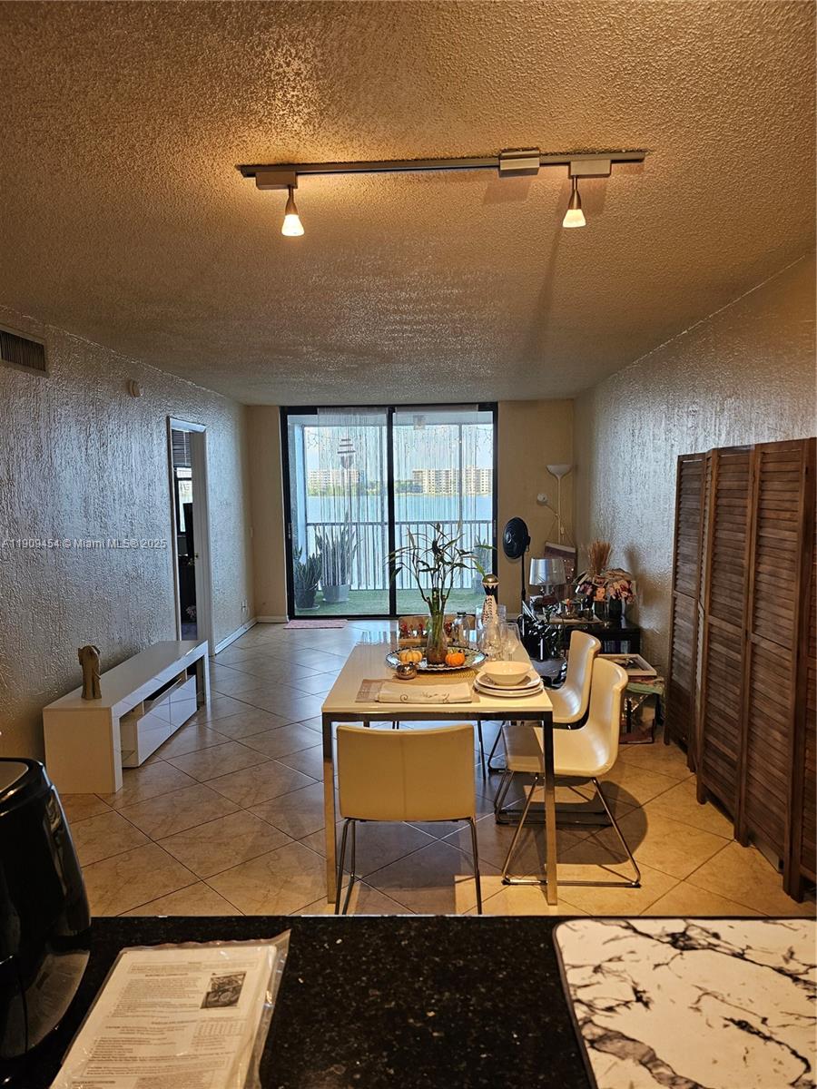 Lake Emerald Condominiums - Residential