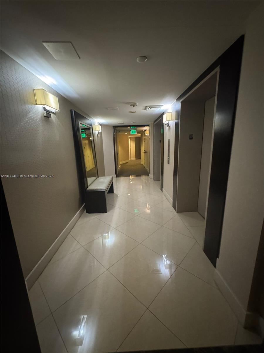 1000 ISL BLVD WILLIAMS IS - Residential Lease