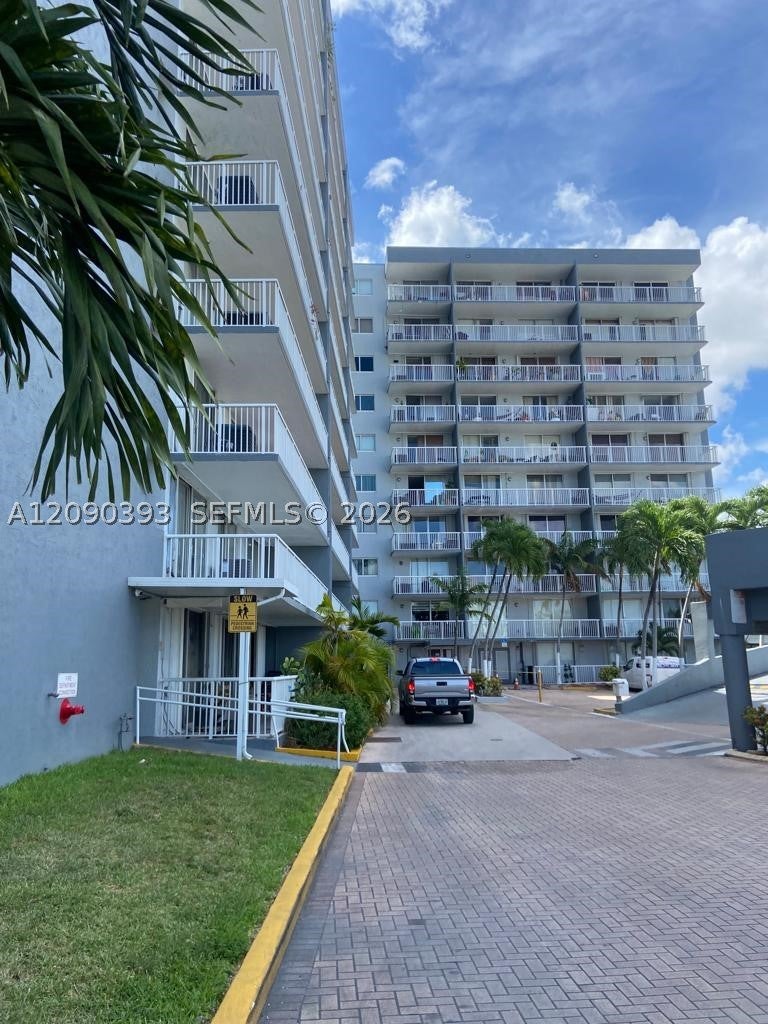 1800 NW 24th Ave