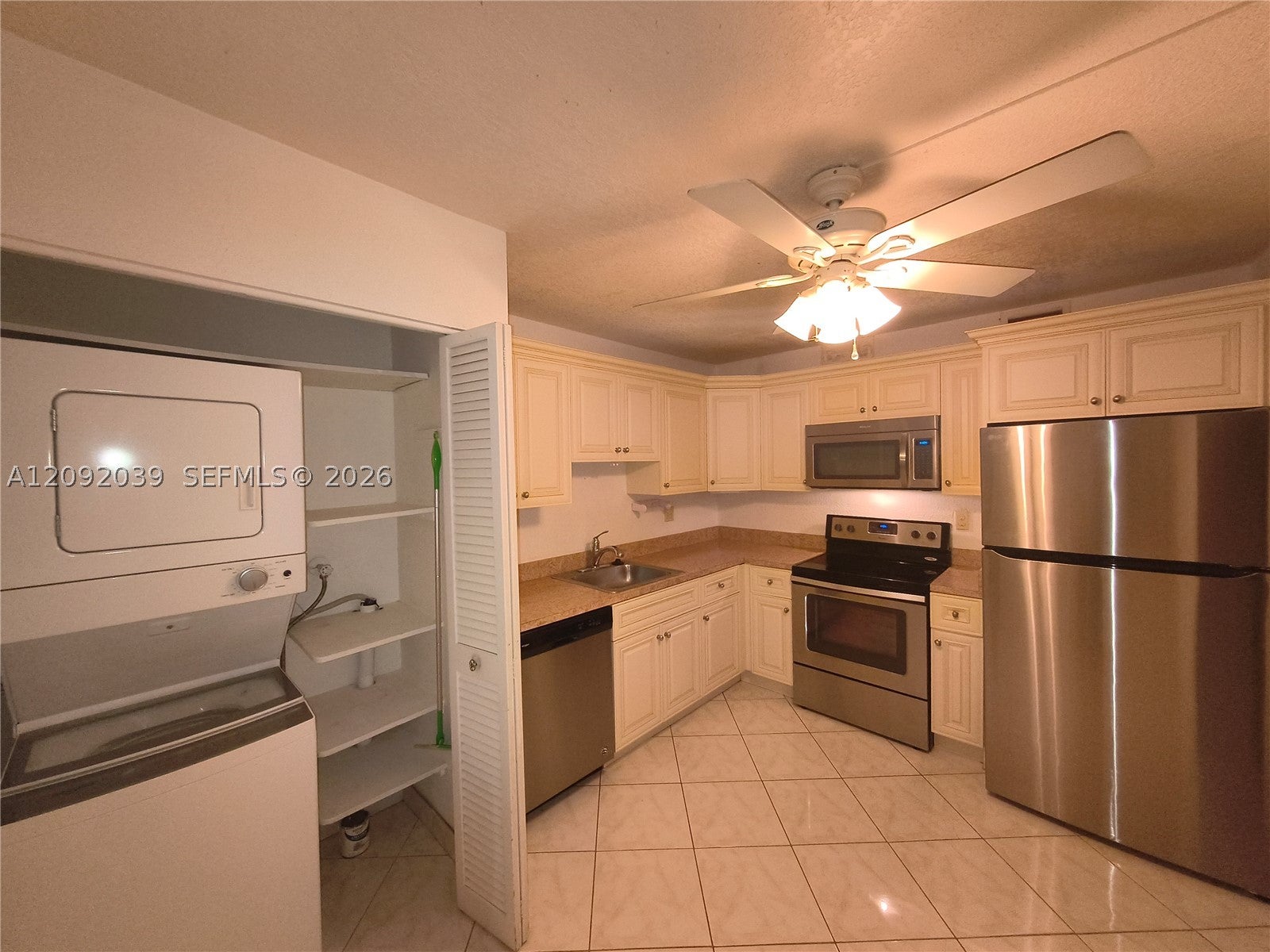 1501 S Ocean Dr 605