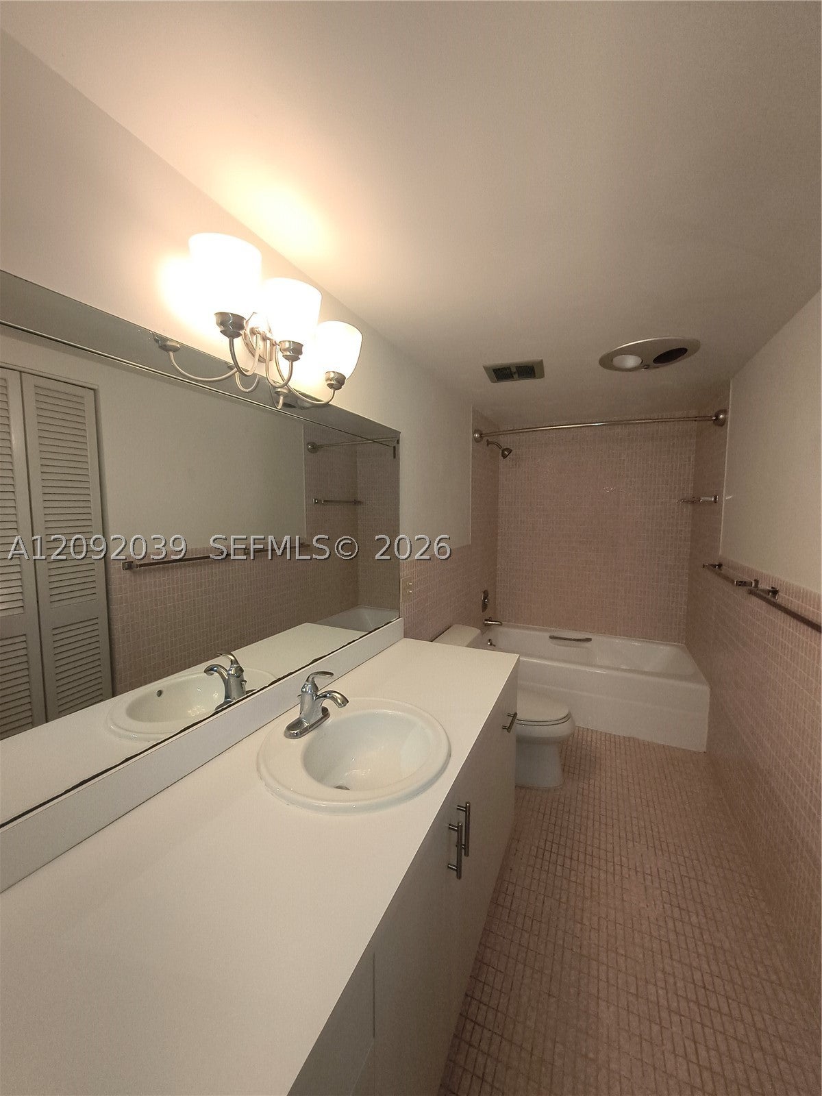 1501 S Ocean Dr 605