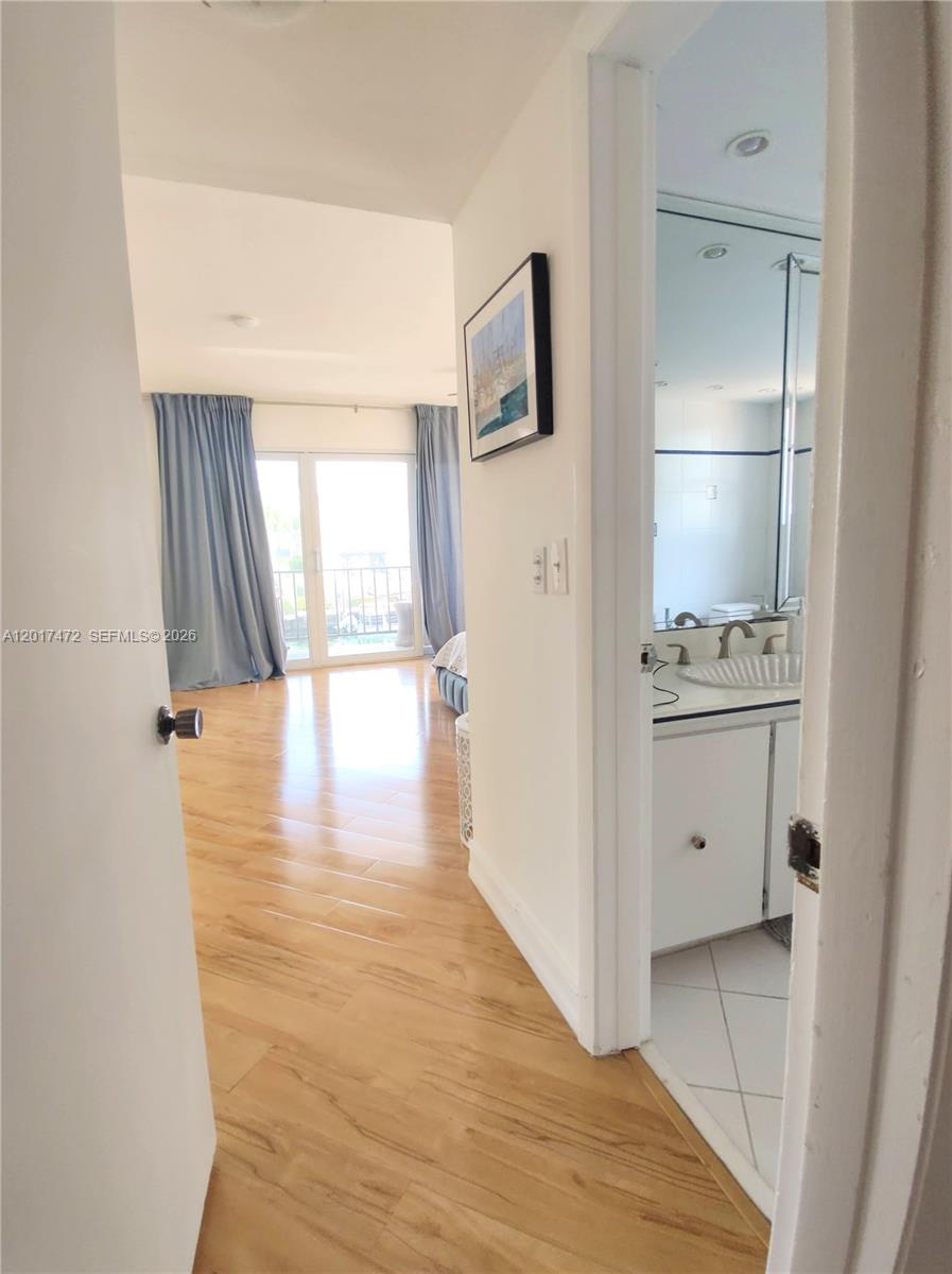 LAGO VERDE VILLAS CONDO - Residential Lease