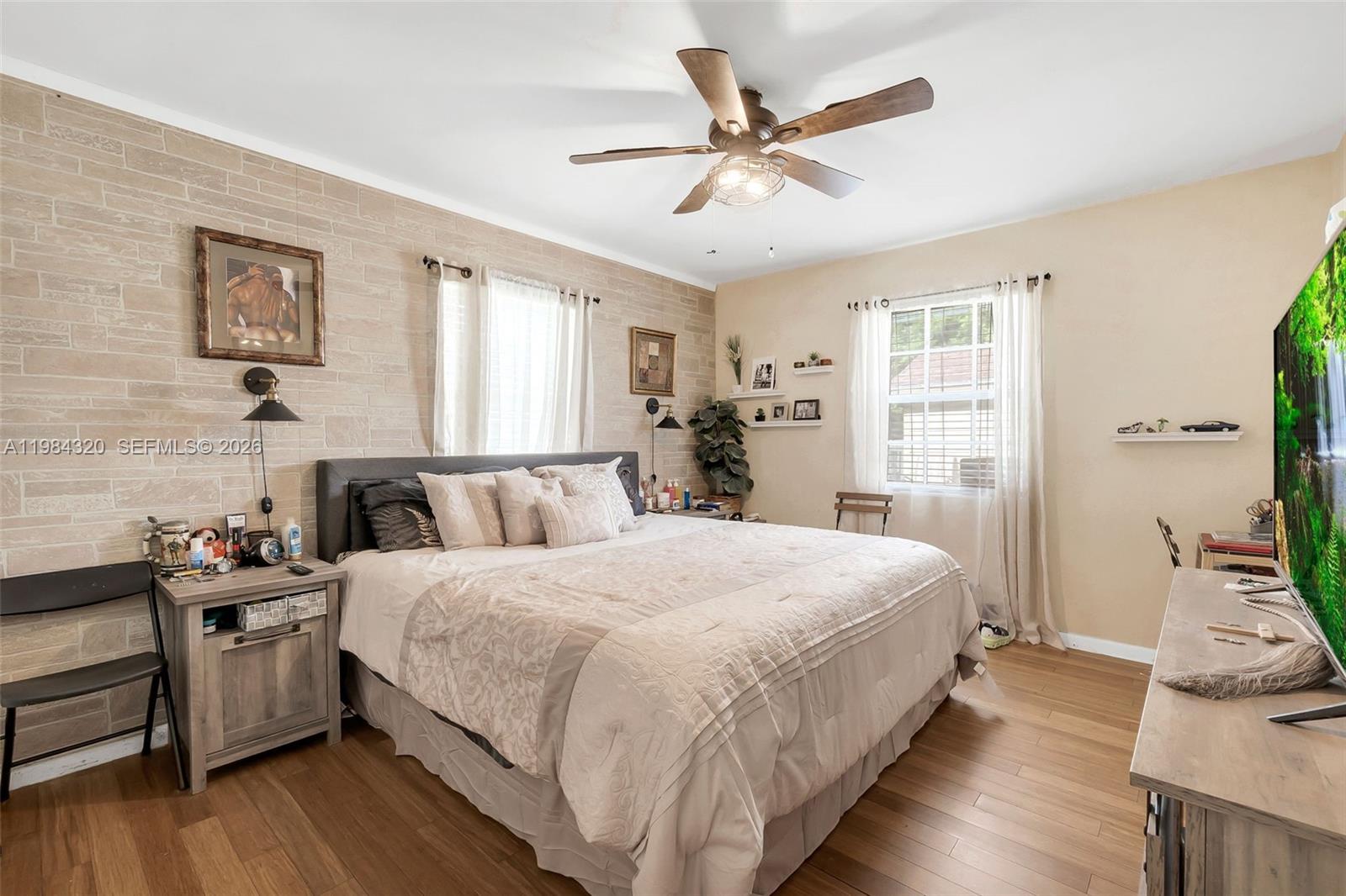 LAUDERDALE VILLAS - Residential