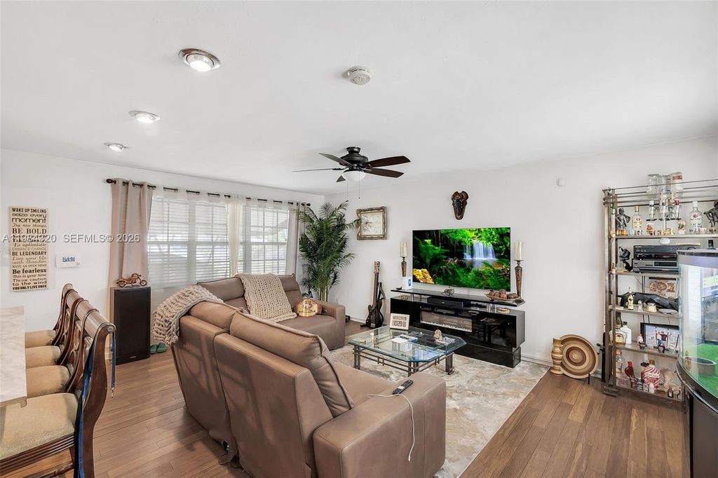 Photo of 1224 NW 18th St, Fort Lauderdale, FL 33311 (MLS # A11984320)