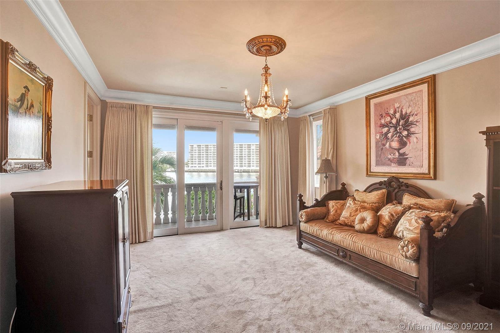 SEA ISLAND - Residential