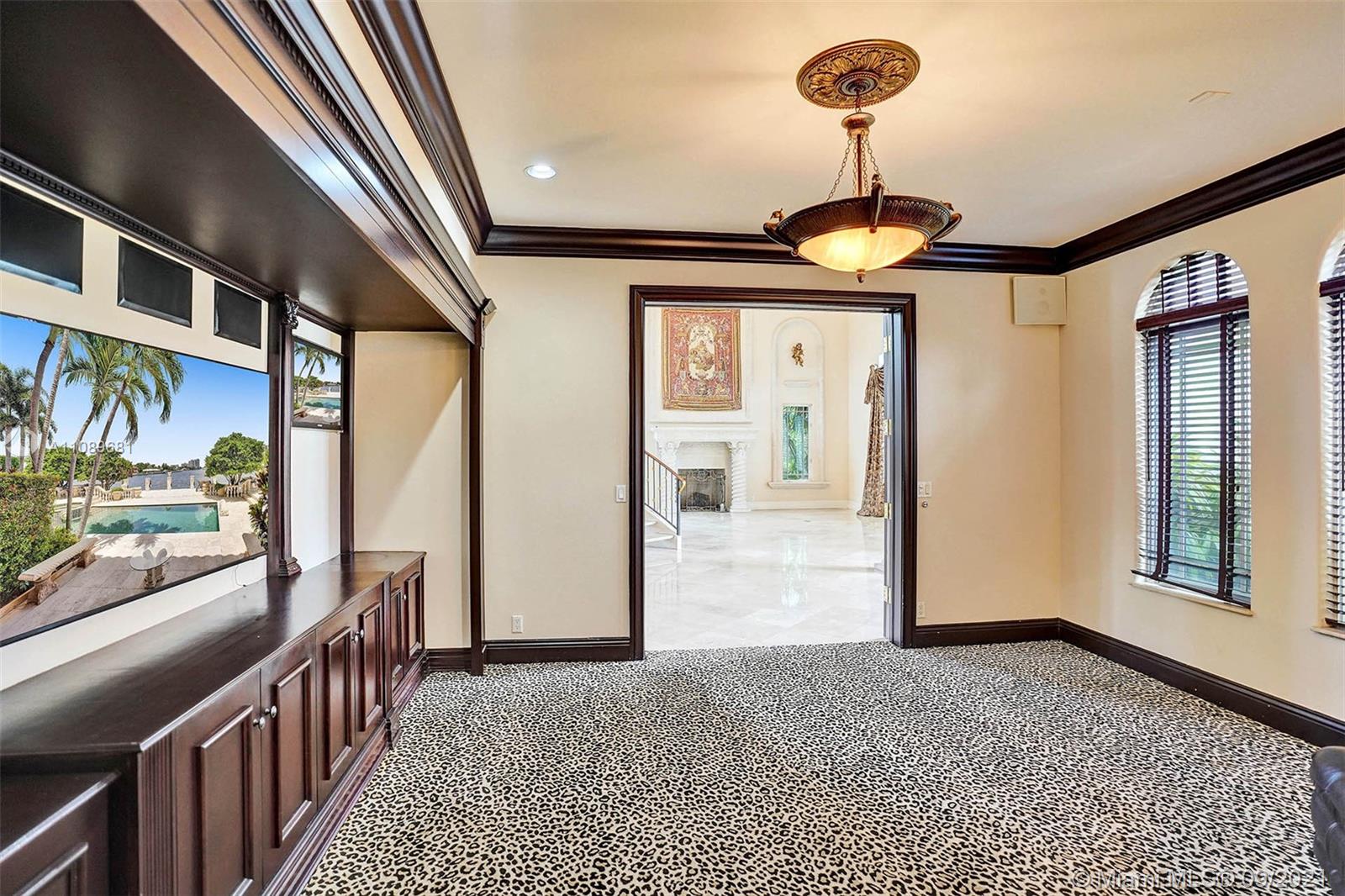 SEA ISLAND - Residential