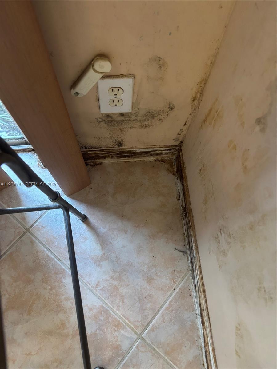 WYNDHAM LAKES NORTH - Residential