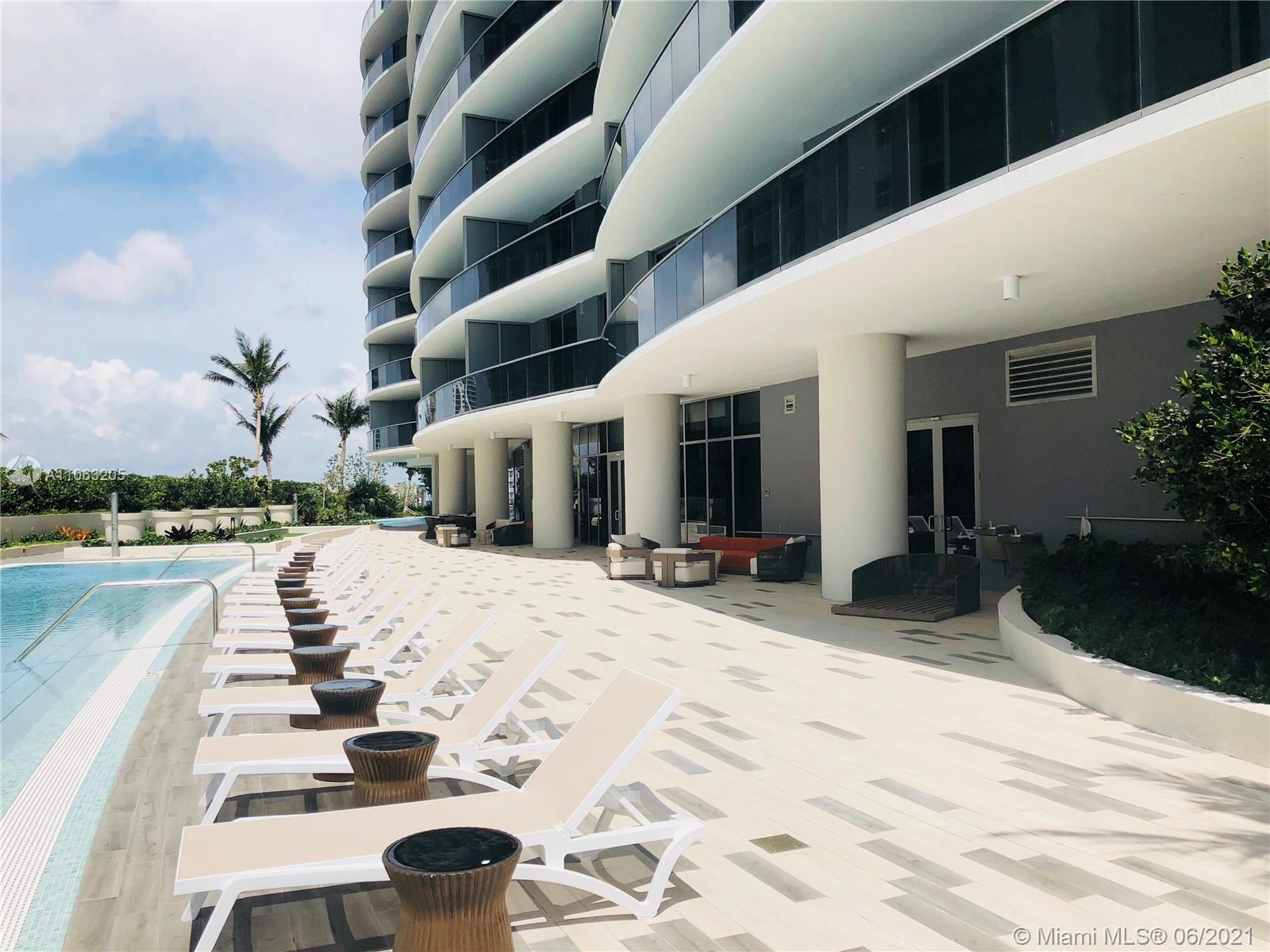 ARIA ON THE BAY - Residential Lease