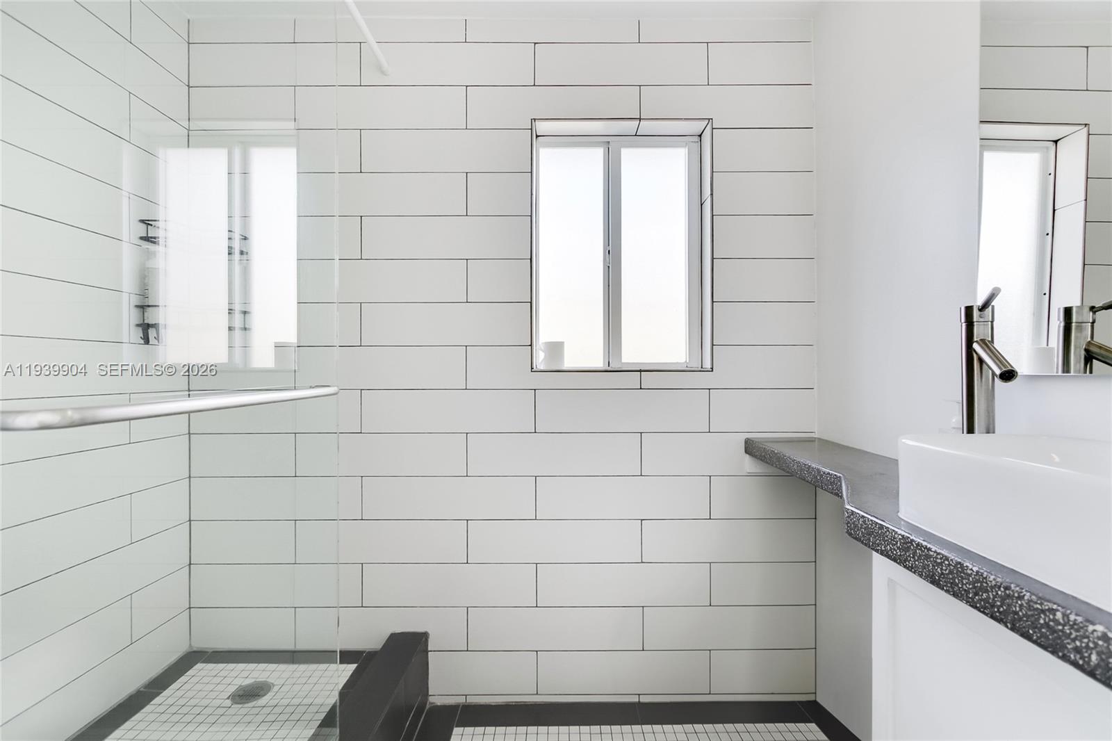 MRS ELVA A TRUAX - Residential