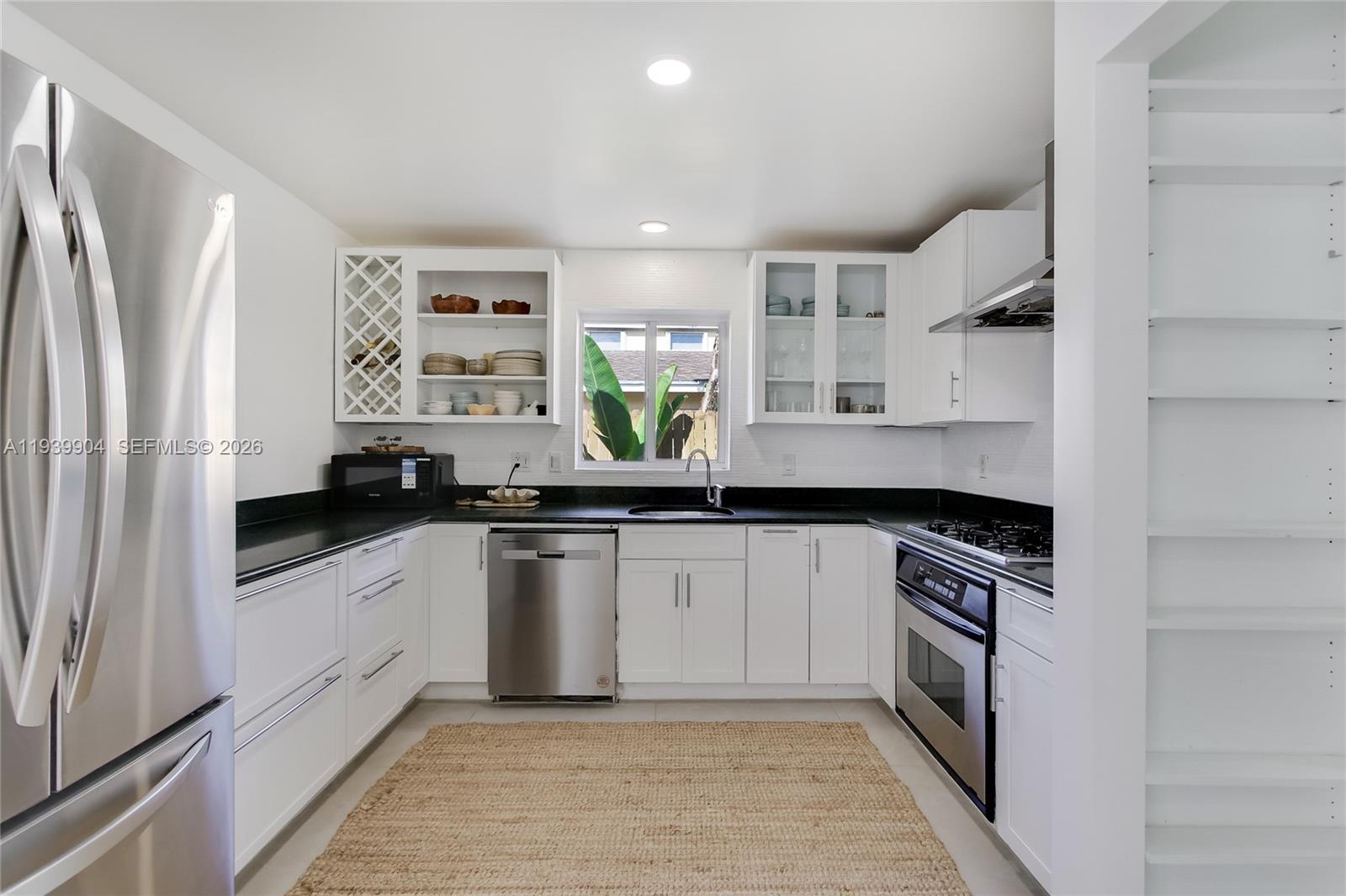 MRS ELVA A TRUAX - Residential