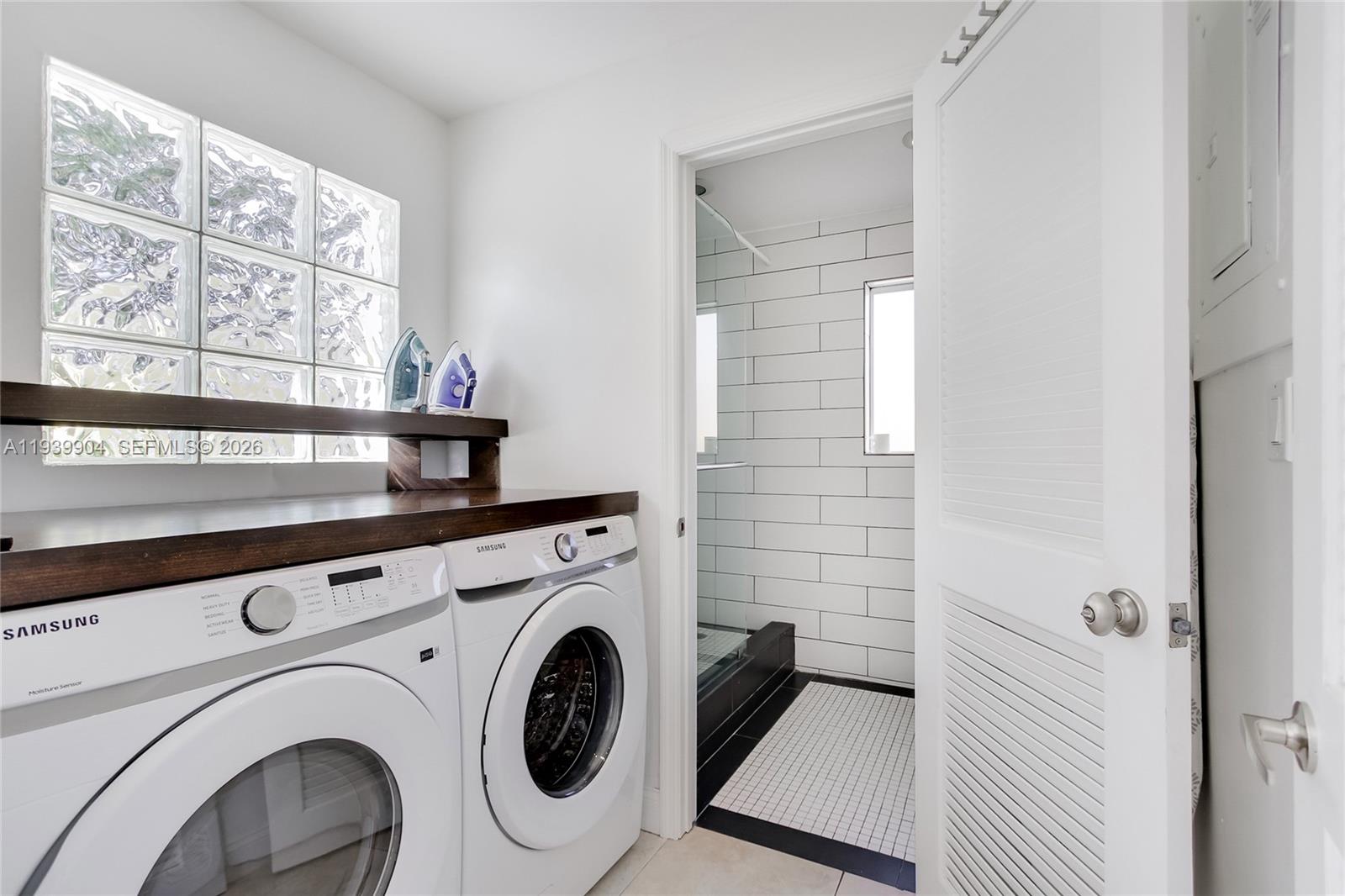 MRS ELVA A TRUAX - Residential