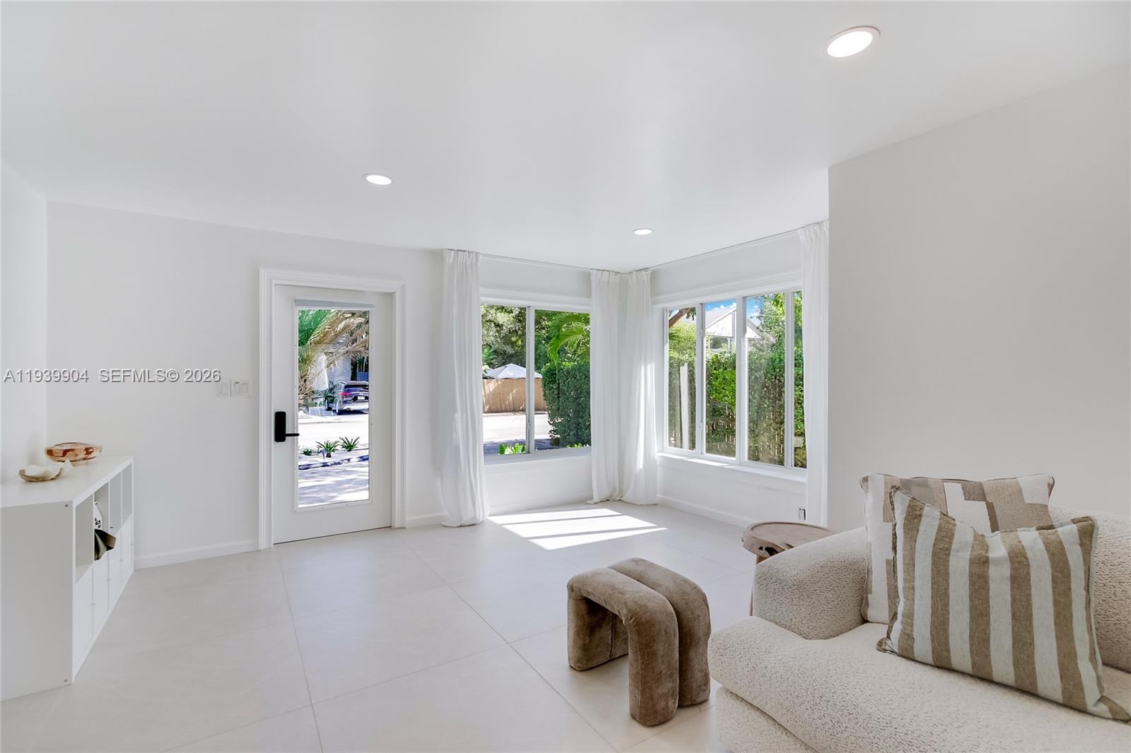 MRS ELVA A TRUAX - Residential