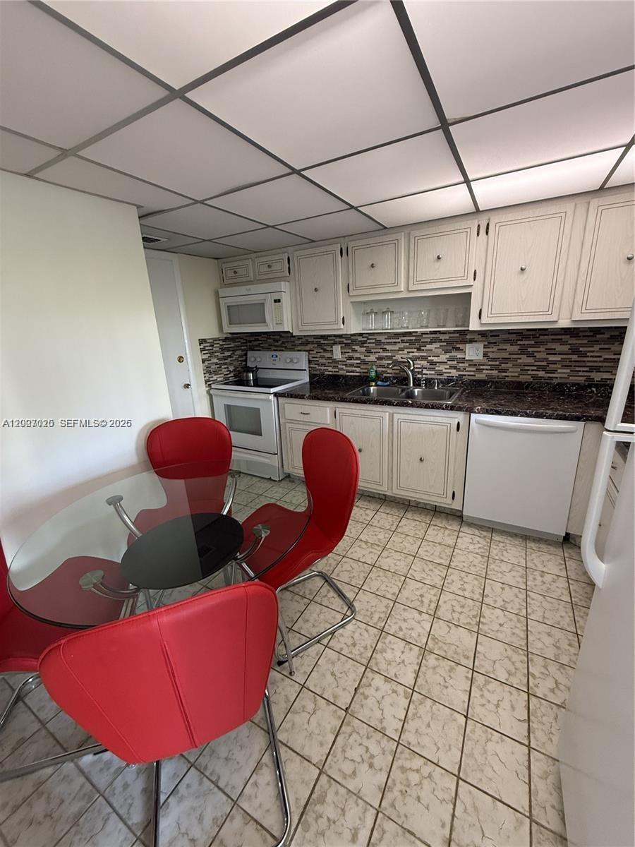 FAIRWAYS RIVIERA CONDO - Residential