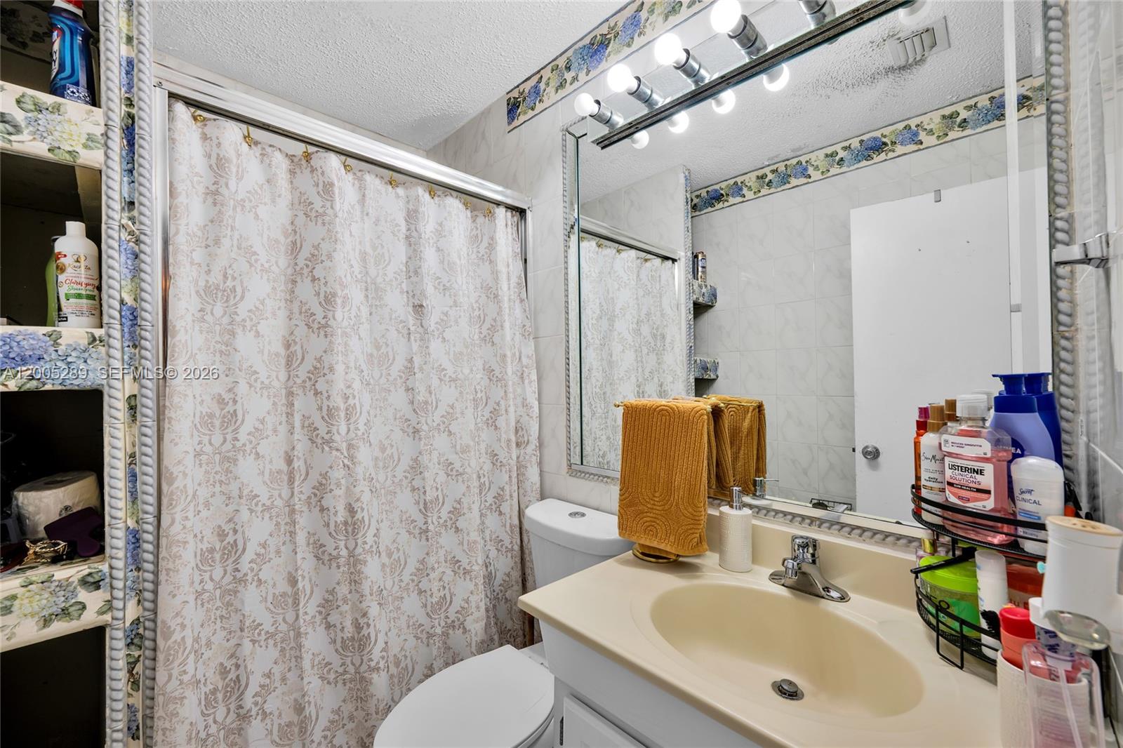 VISTA VERDE TOWNHOUSE SEC - Residential