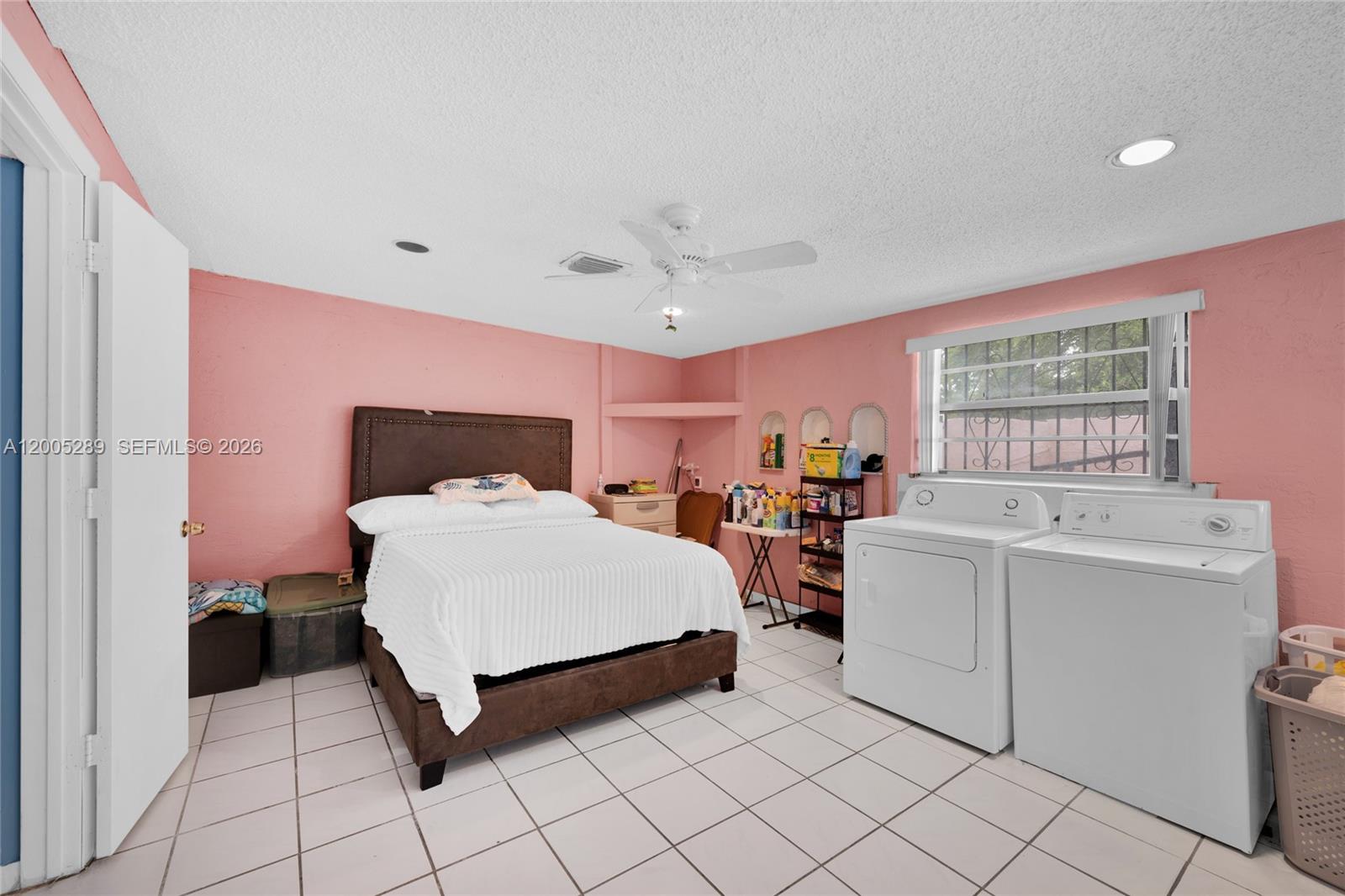 VISTA VERDE TOWNHOUSE SEC - Residential