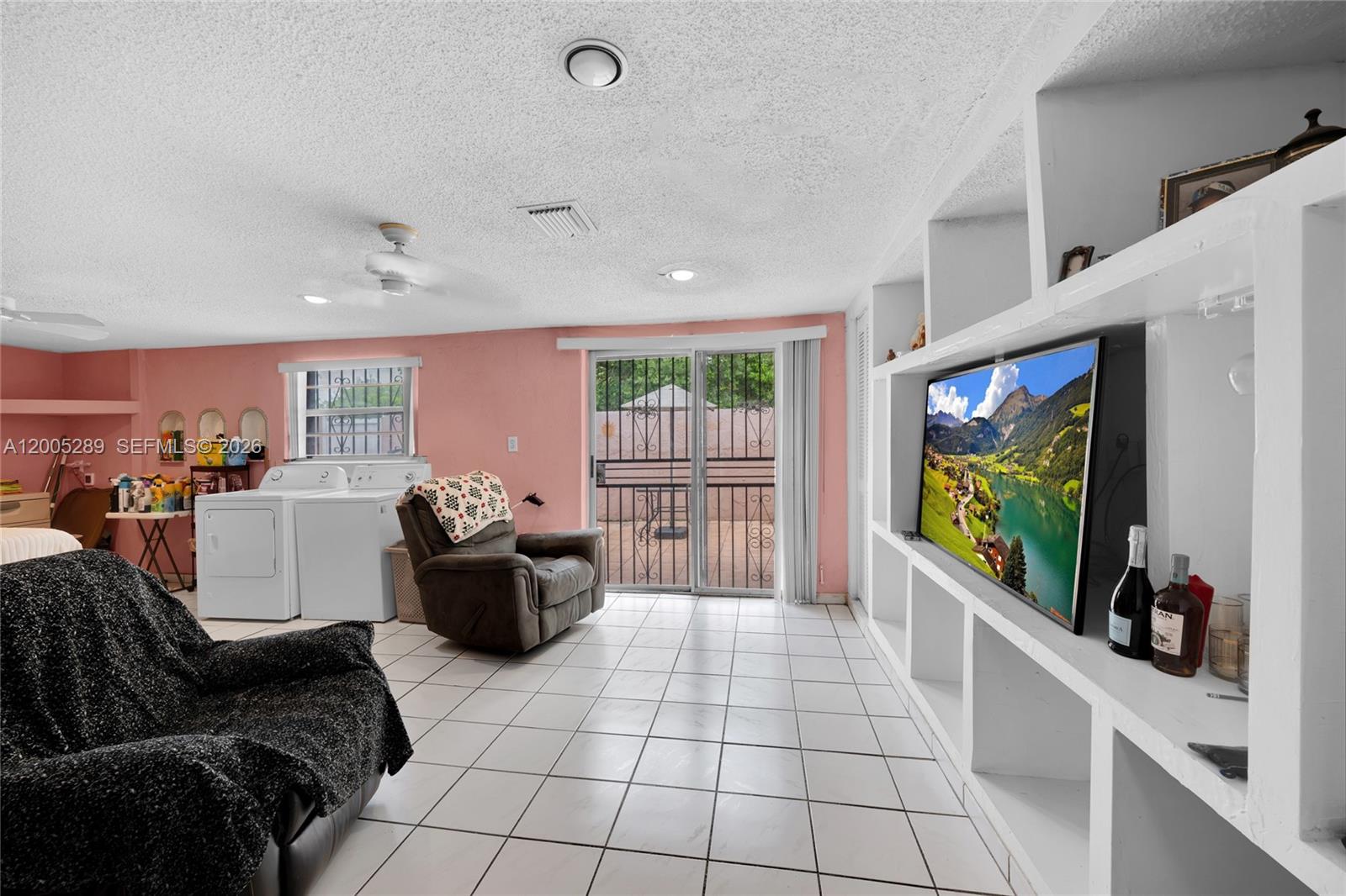 VISTA VERDE TOWNHOUSE SEC - Residential