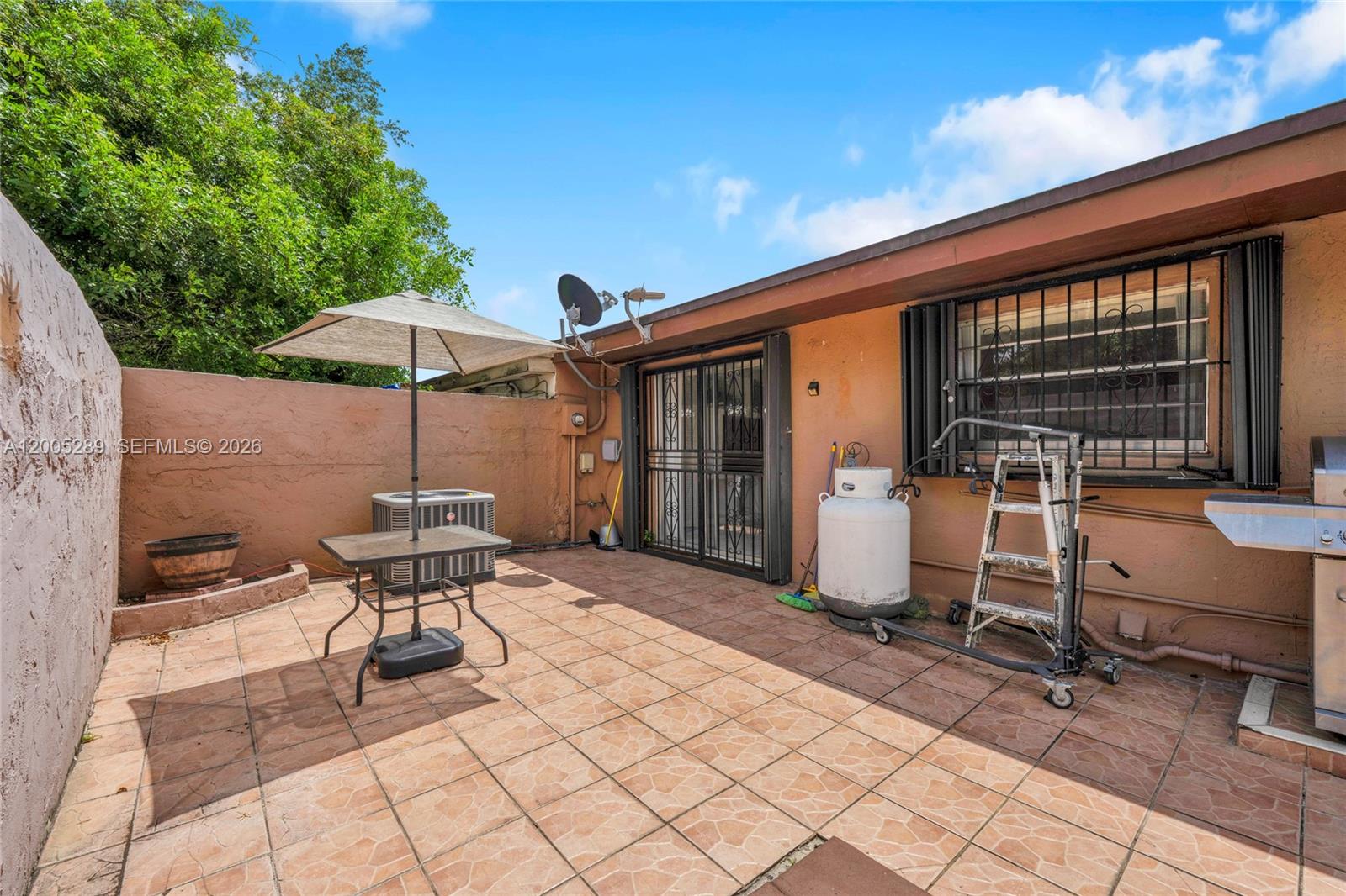 VISTA VERDE TOWNHOUSE SEC - Residential