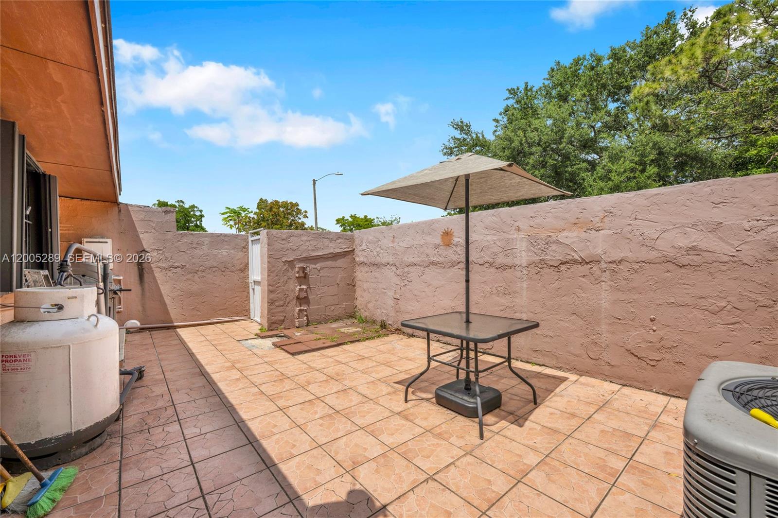 VISTA VERDE TOWNHOUSE SEC - Residential