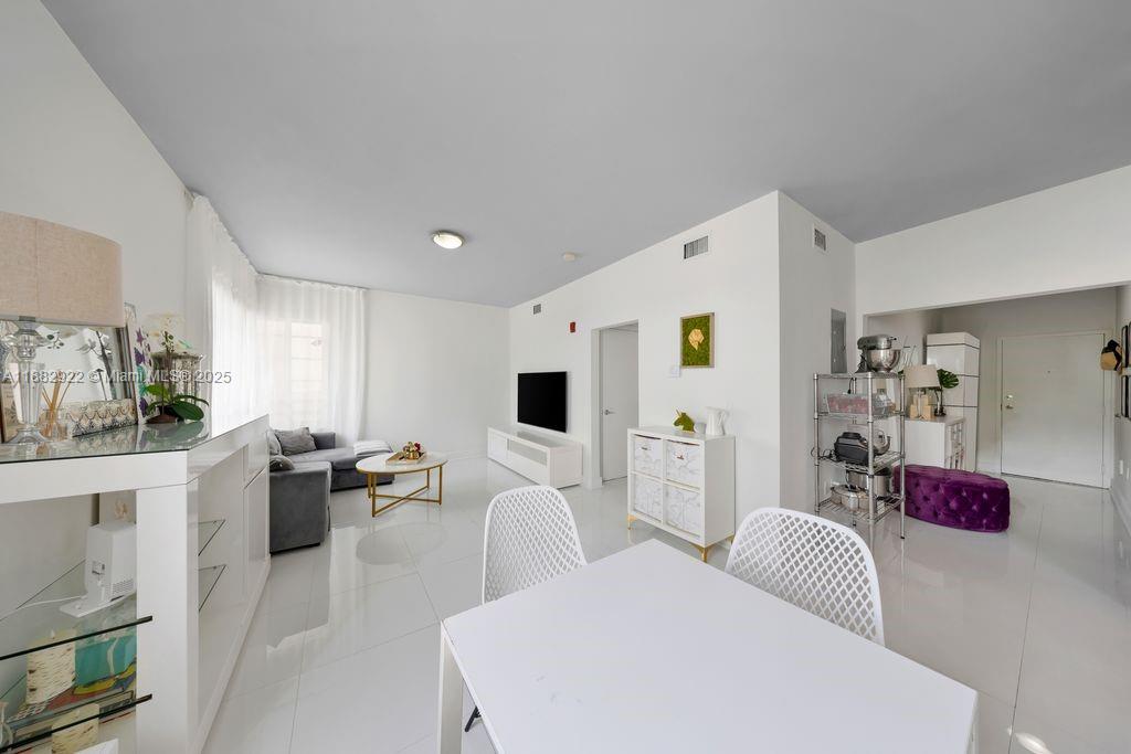 THE AMBASSADOR CONDO - Residential Lease