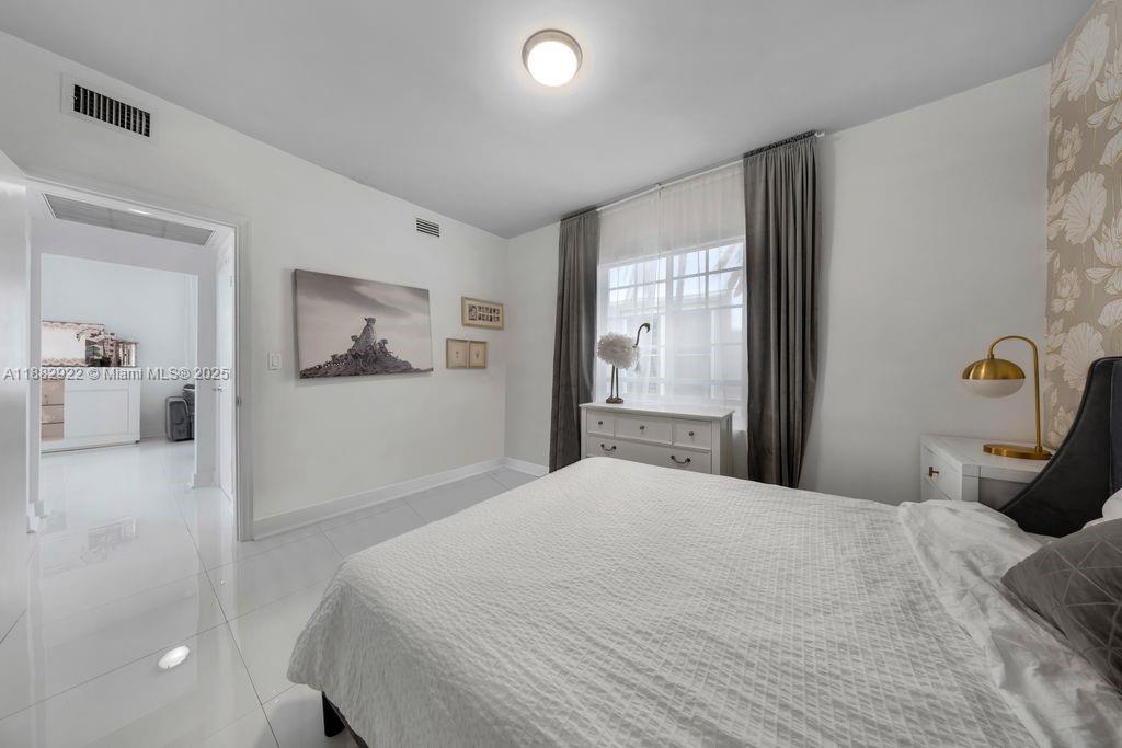 THE AMBASSADOR CONDO - Residential Lease