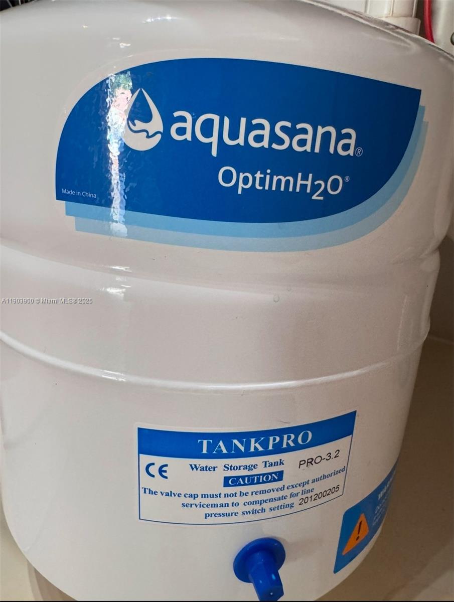 FLORAL LAKES - Residential