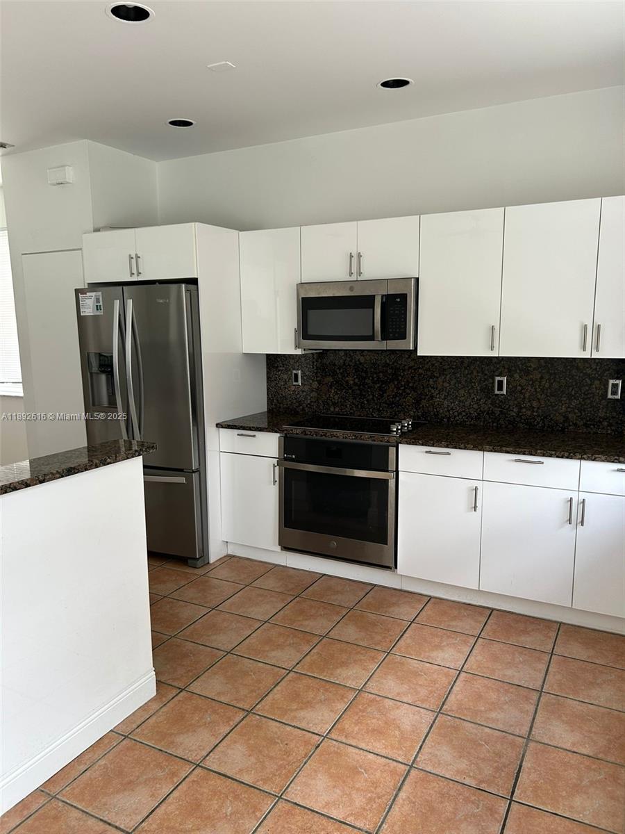 SECTORS 8 9 AND 10 PLAT - Residential Lease