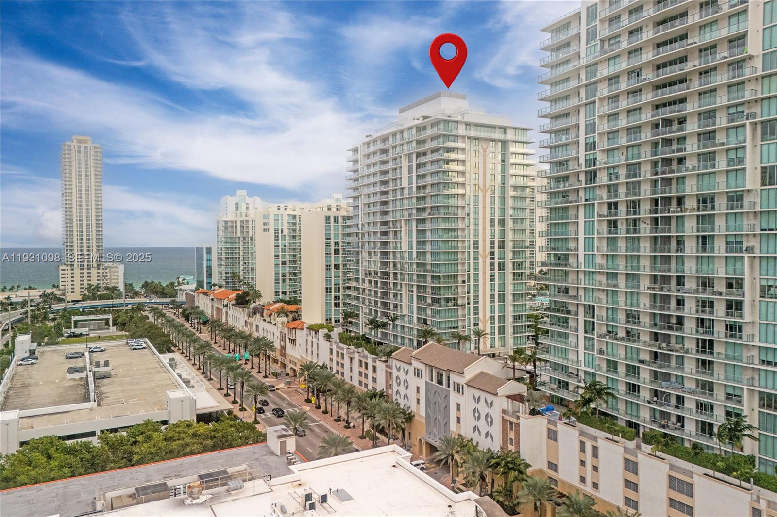 PARQUE TOWERS CONDO - Residential Lease