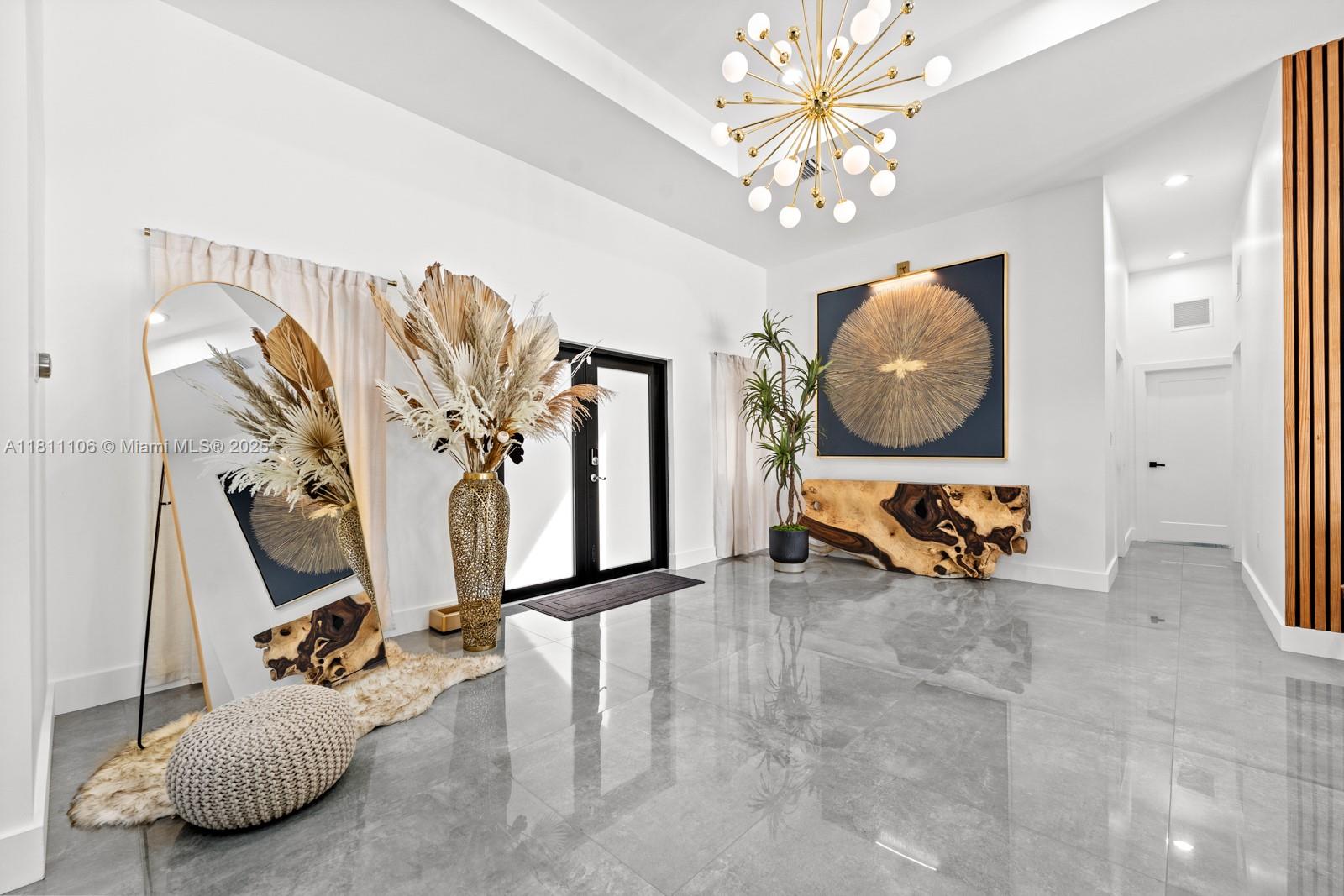 32 56 39 5 AC M/L - Residential