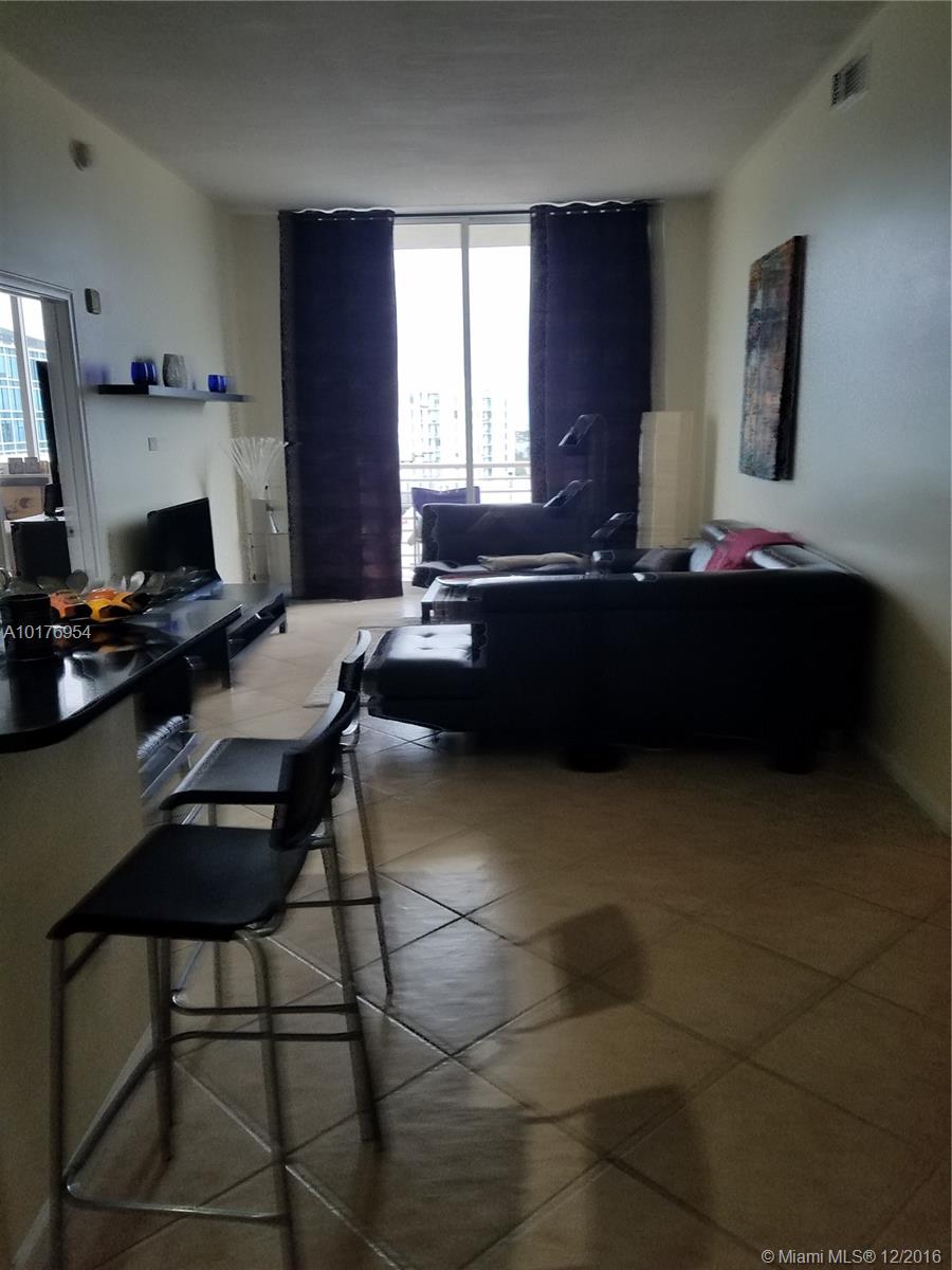 VENTURE AT AVENTURA EAST - Residential Lease