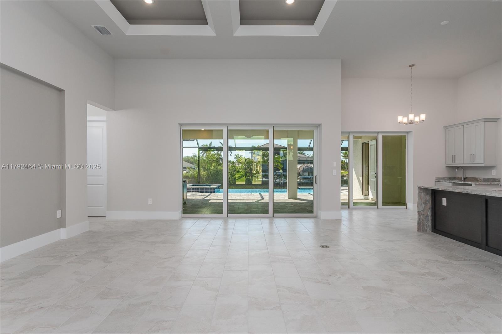 2526 SW 25th ave