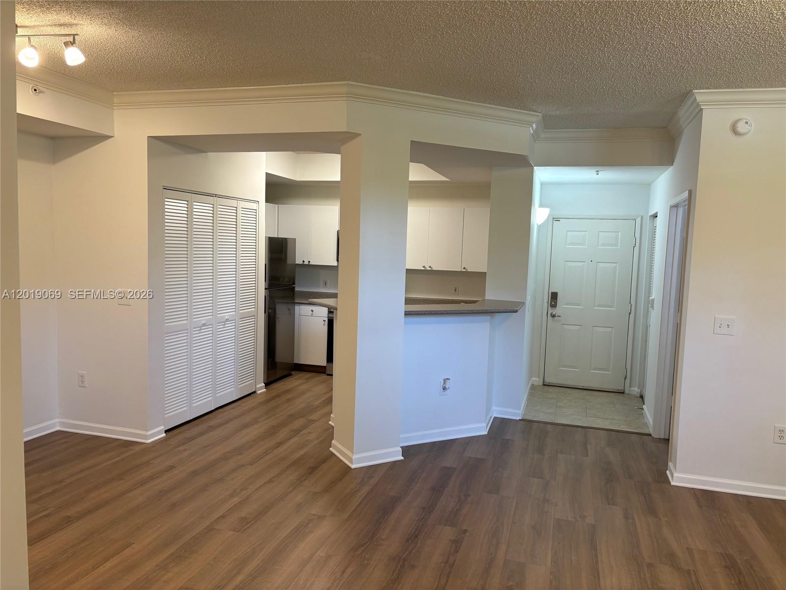 REGENT PARK CONDO - Residential